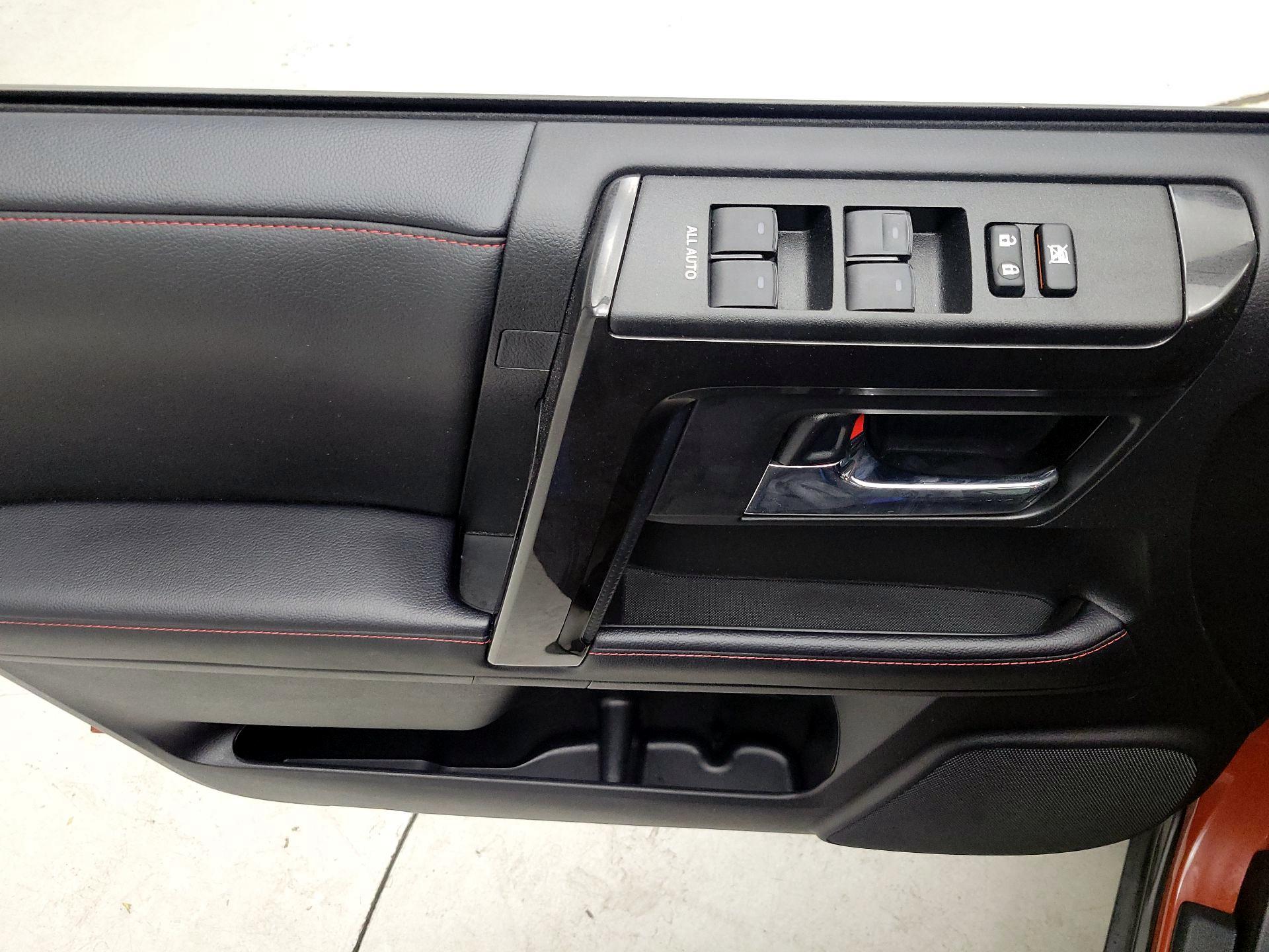 Thumbnail: 2024 Toyota 4Runner - 10