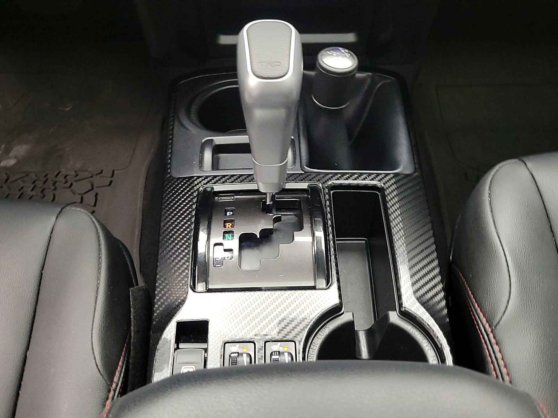 Thumbnail: 2024 Toyota 4Runner - 16