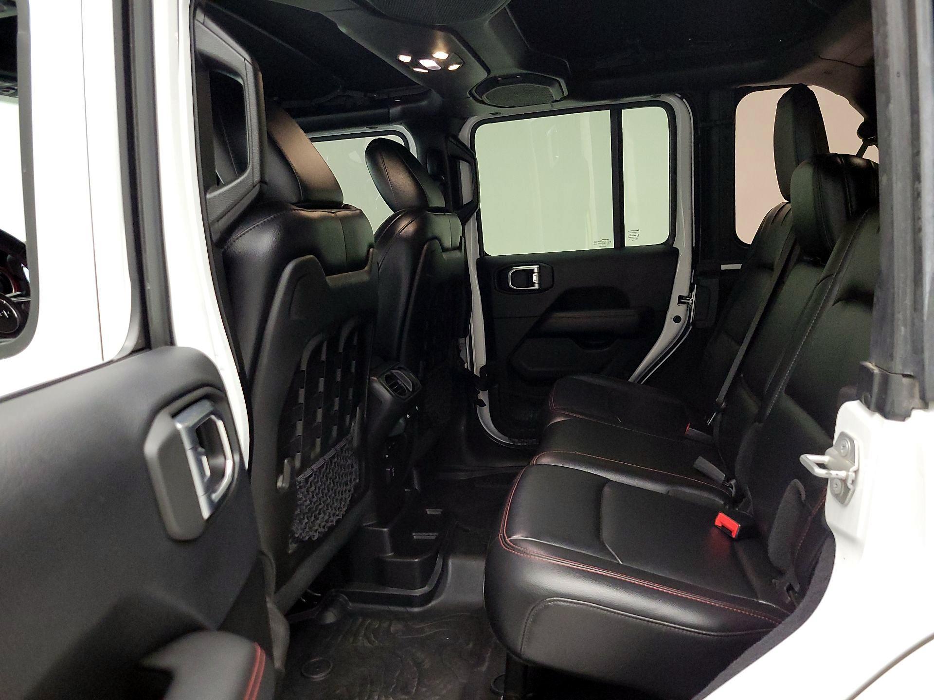 Thumbnail: 2019 Jeep Wrangler - 20