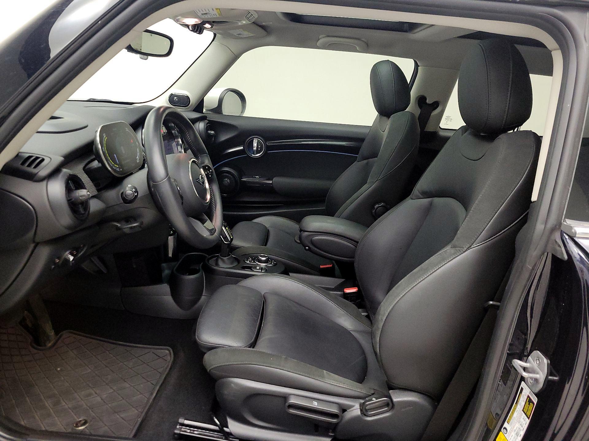 Thumbnail: 2024 MINI Cooper Hardtop - 11