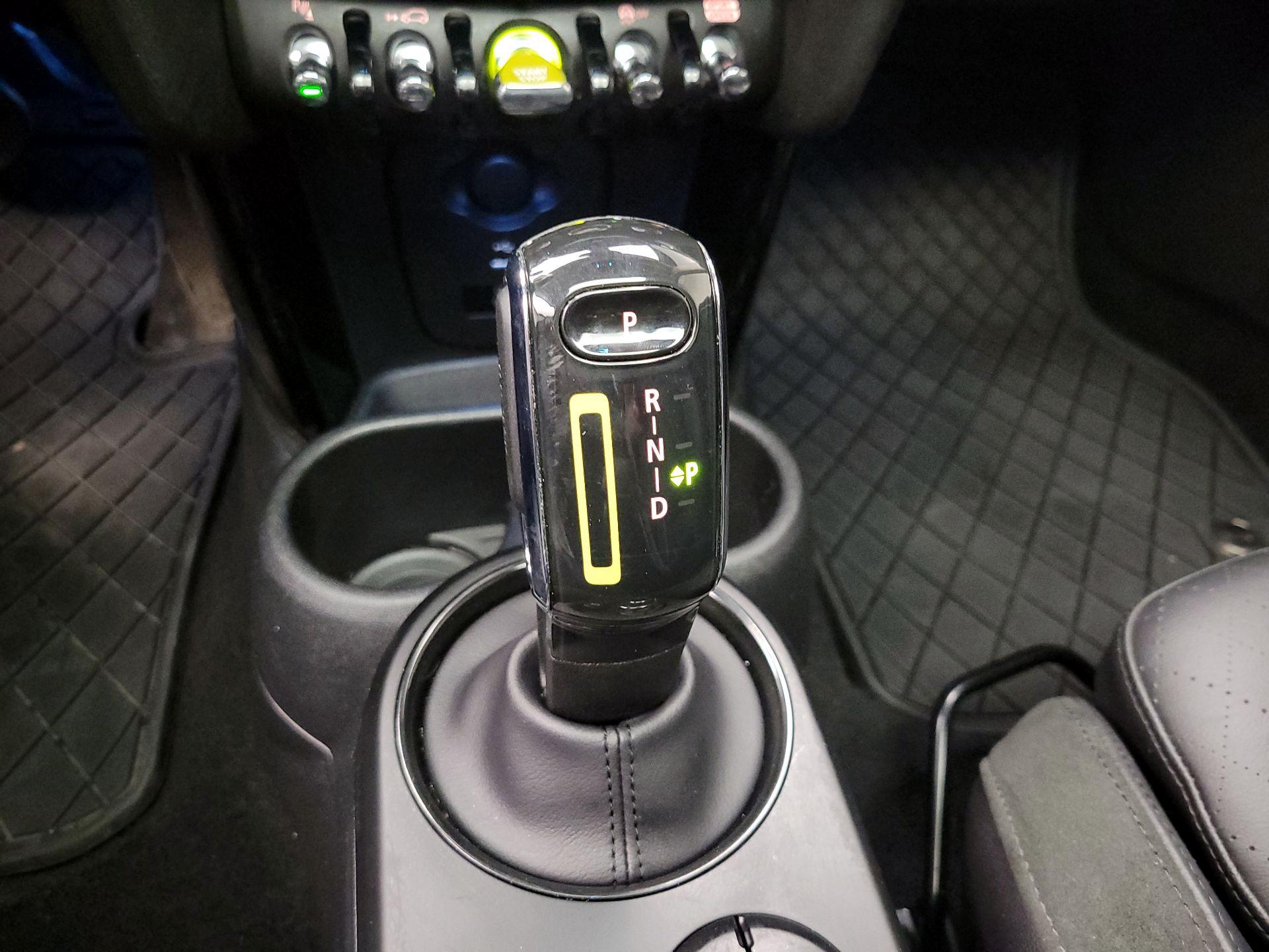 Thumbnail: 2024 MINI Cooper Hardtop - 18