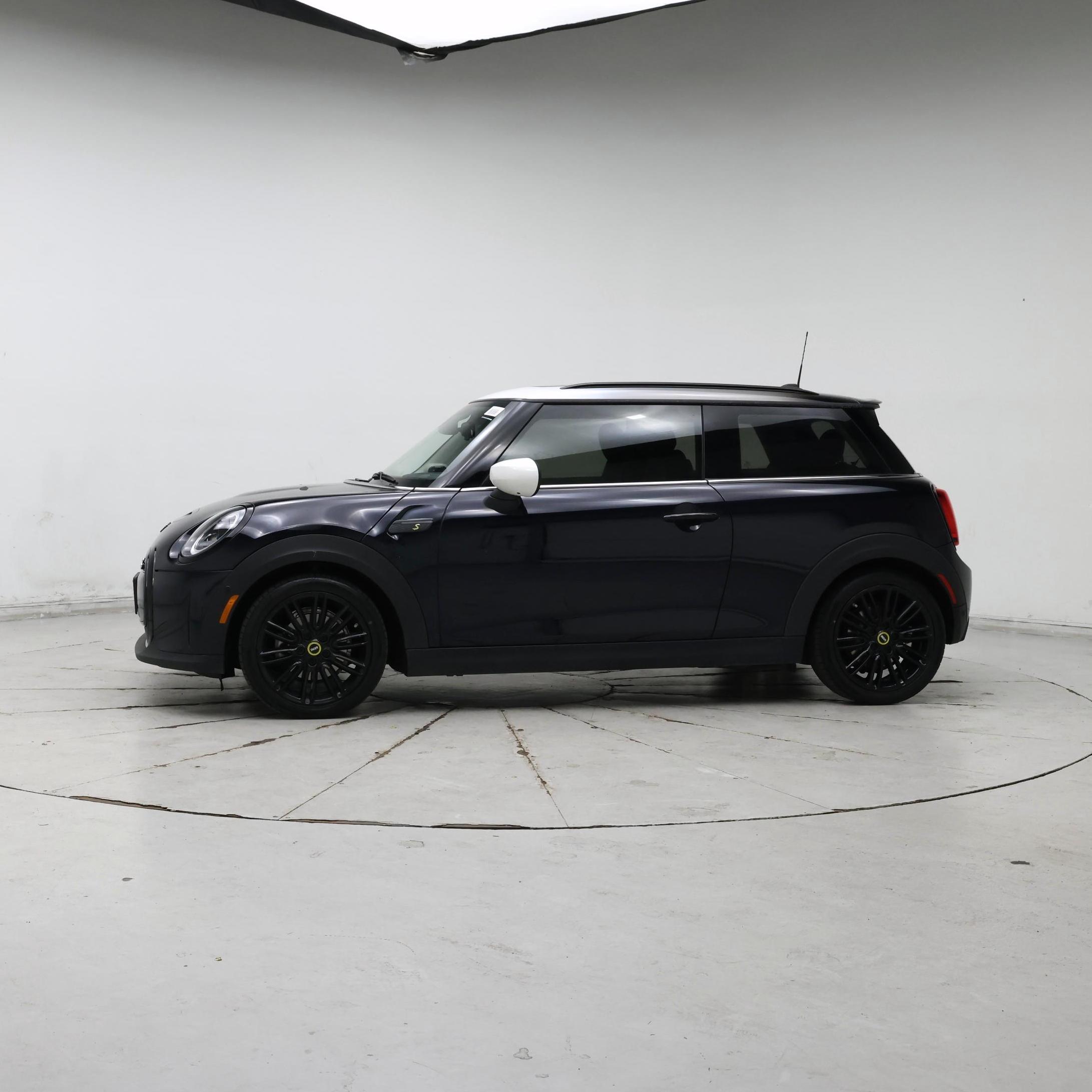 Thumbnail: 2024 MINI Cooper Hardtop - 3