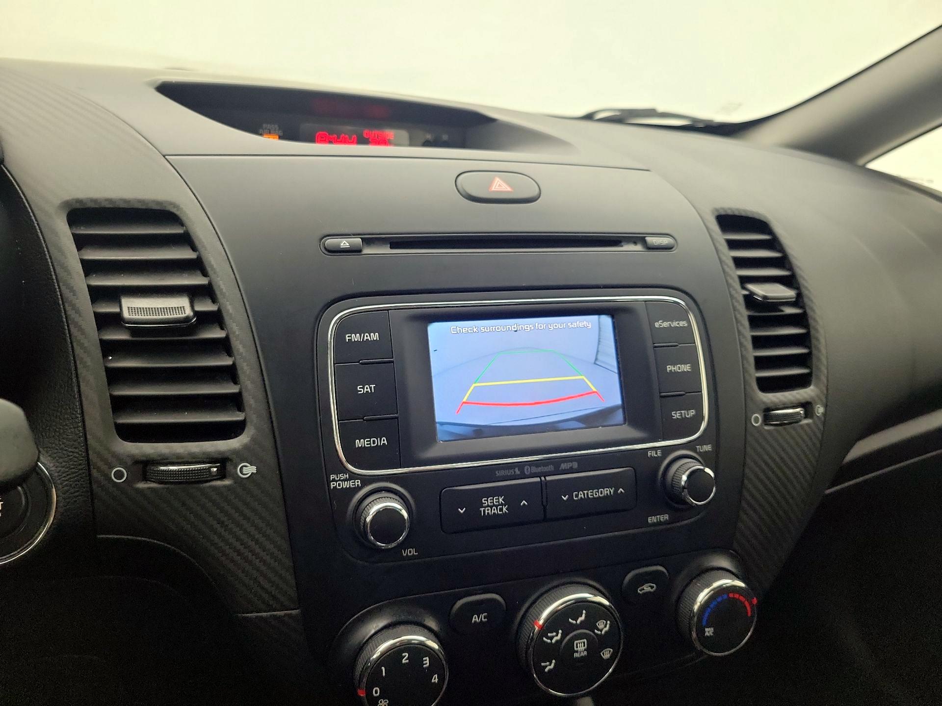 Thumbnail: 2015 Kia Forte - 14