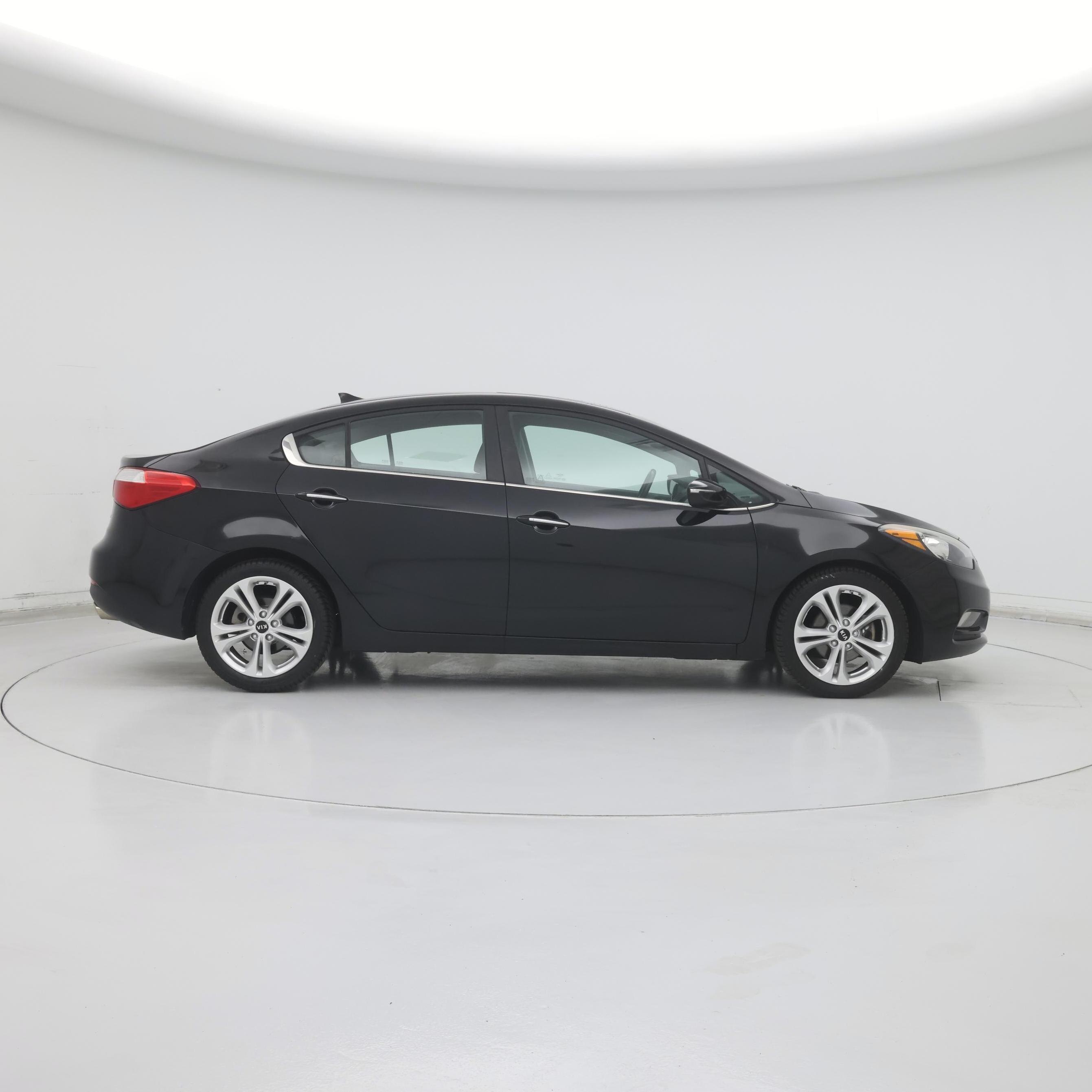 Thumbnail: 2015 Kia Forte - 7