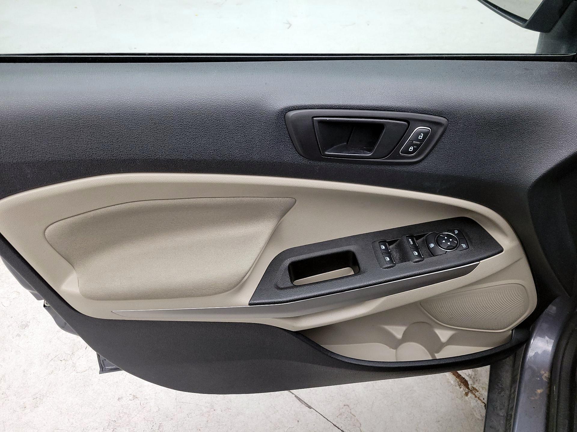 Thumbnail: 2021 Ford EcoSport - 12