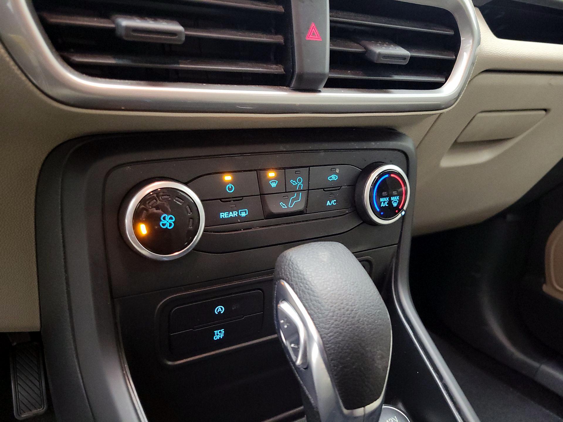 Thumbnail: 2021 Ford EcoSport - 16