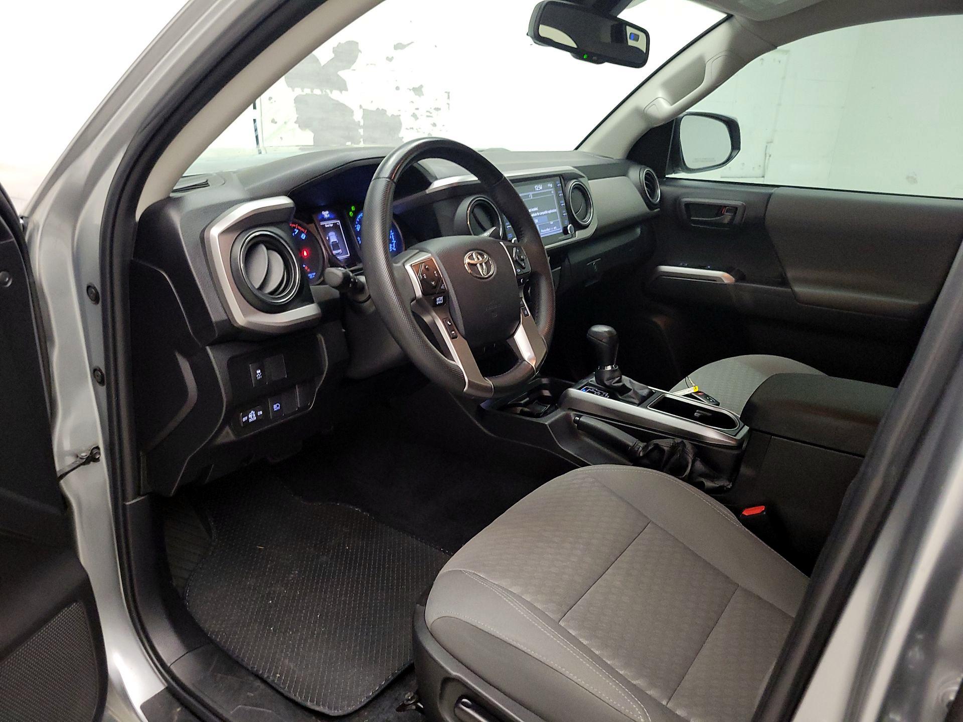 Thumbnail: 2023 Toyota Tacoma - 9