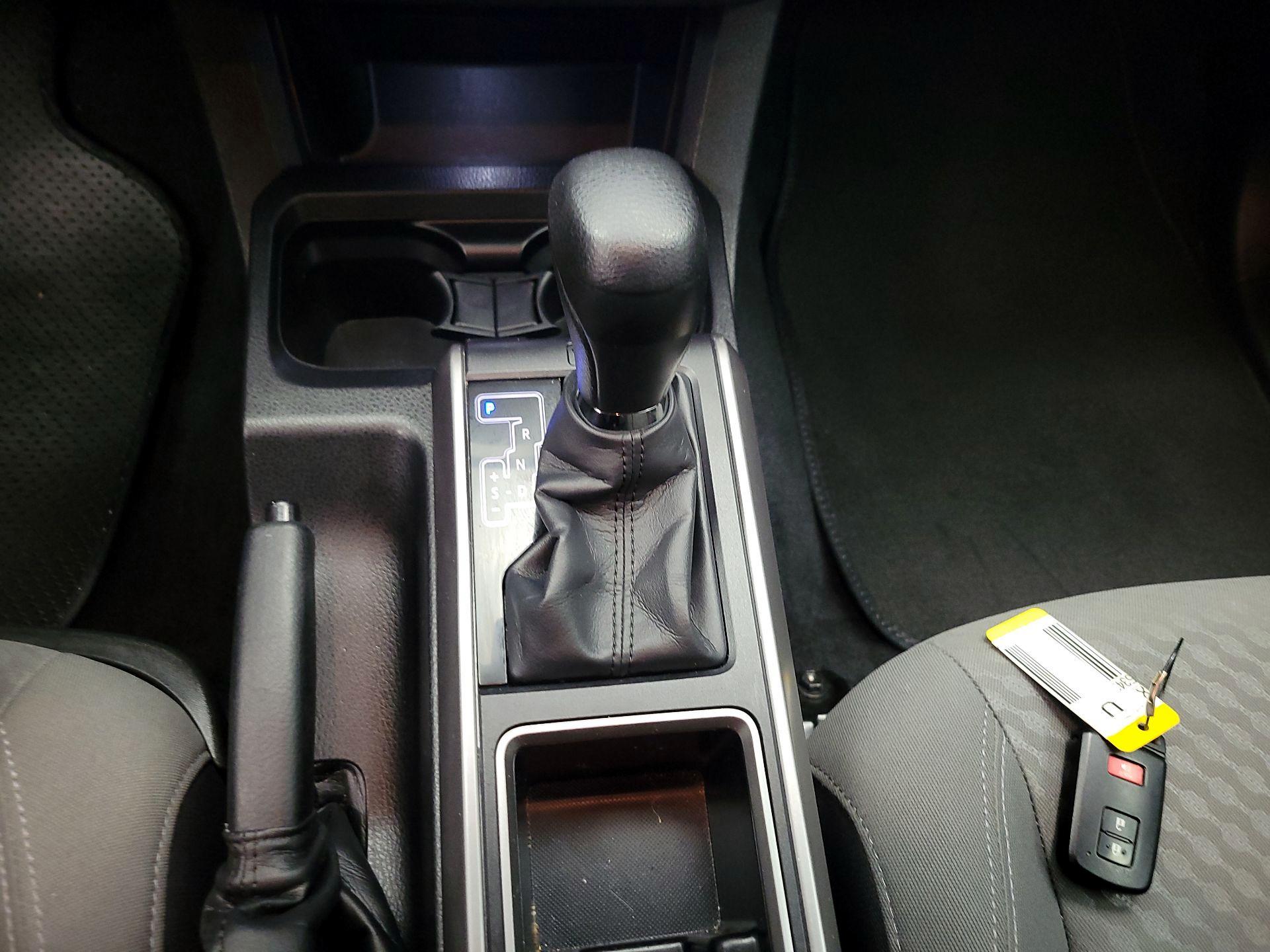 Thumbnail: 2023 Toyota Tacoma - 16