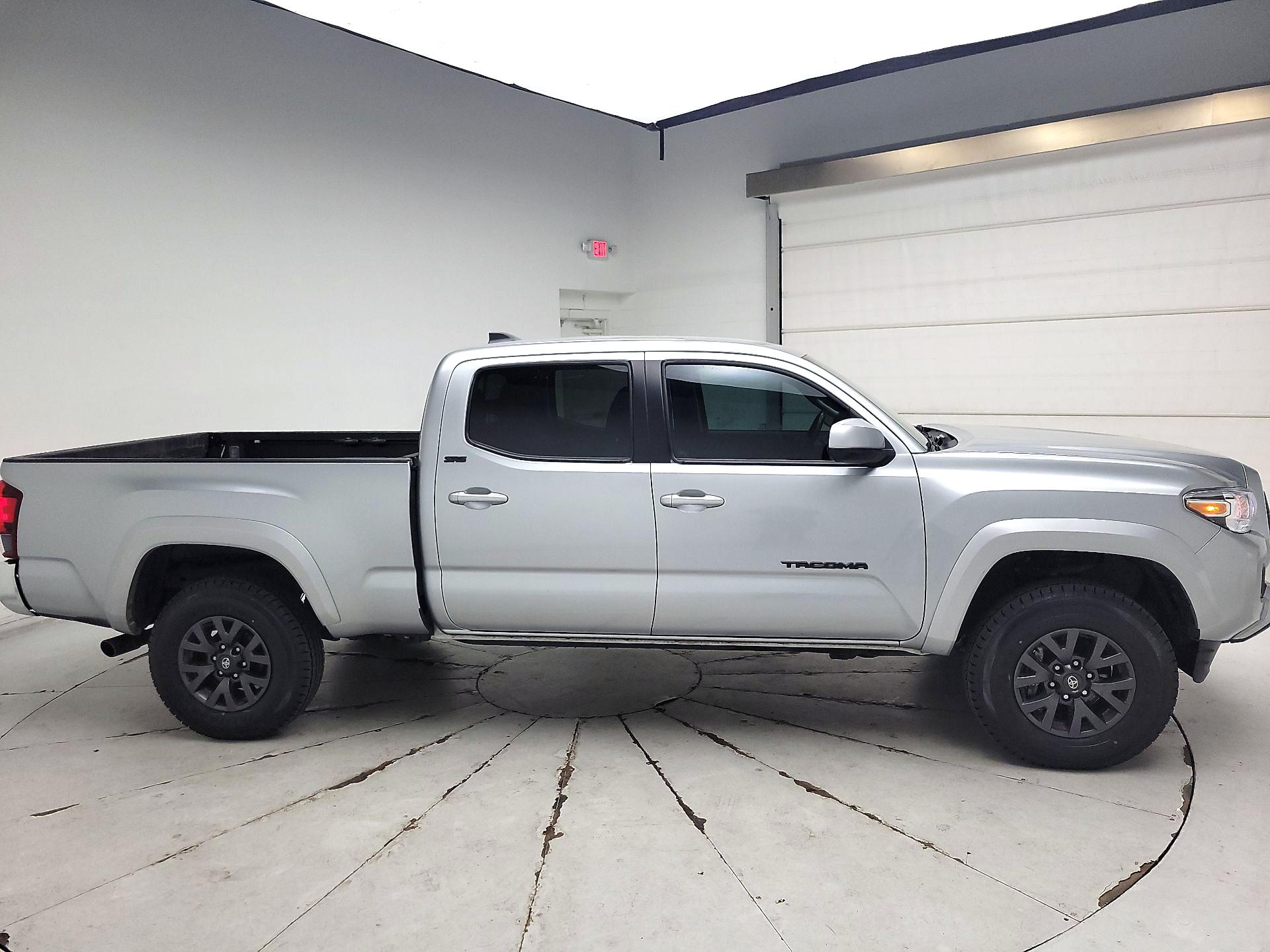 Thumbnail: 2023 Toyota Tacoma - 4