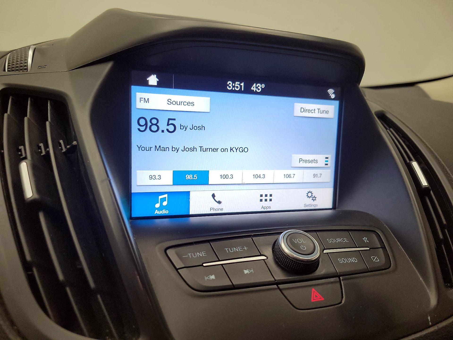 Thumbnail: 2019 Ford Escape - 15