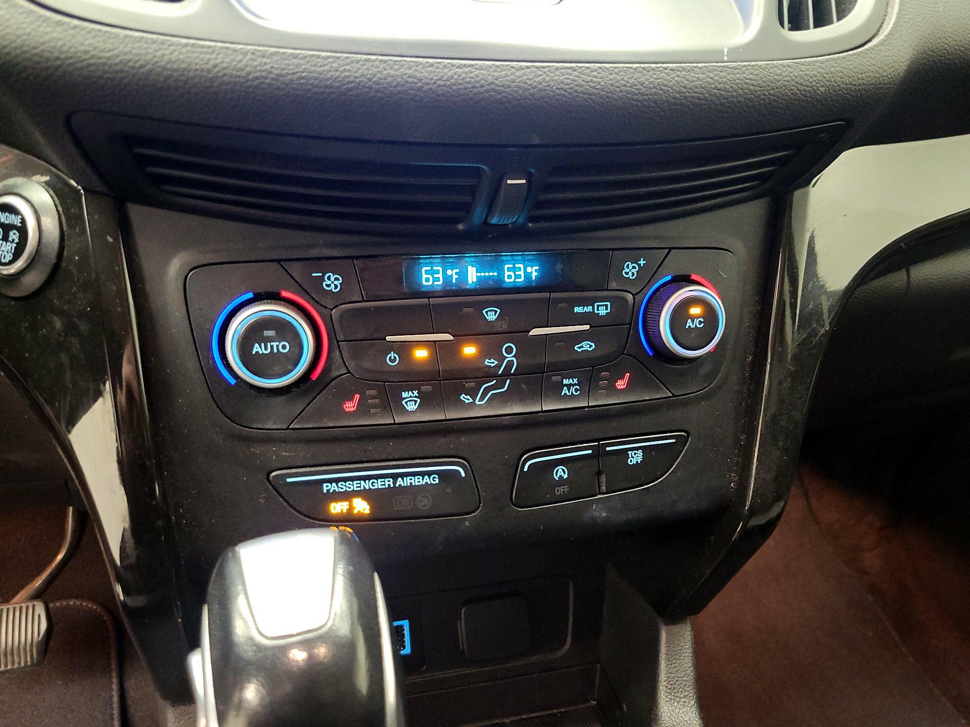 Thumbnail: 2019 Ford Escape - 16