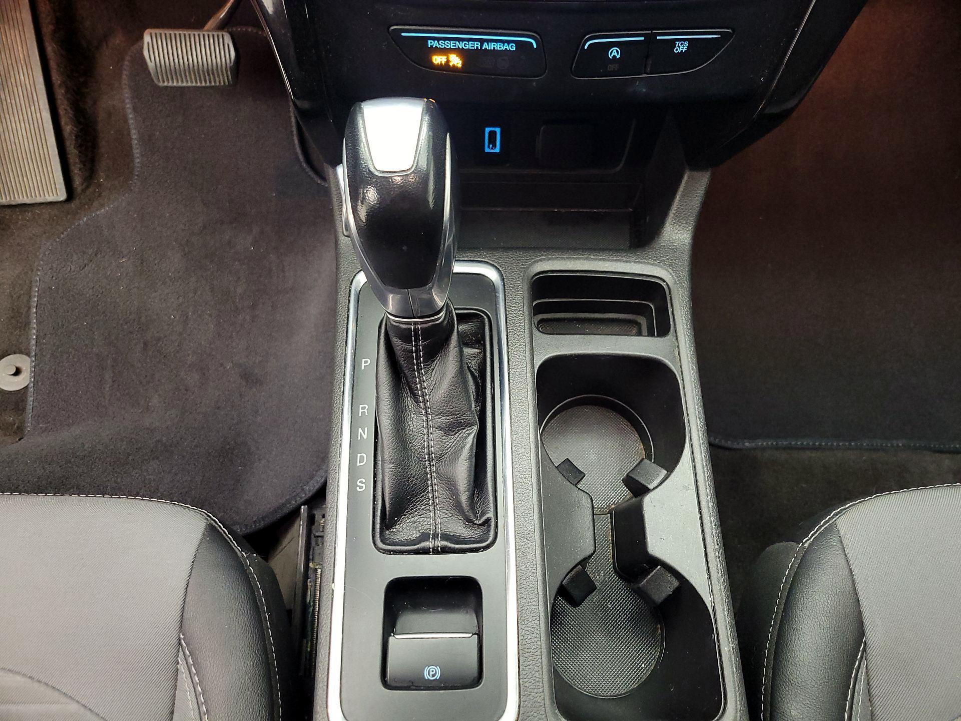 Thumbnail: 2019 Ford Escape - 17