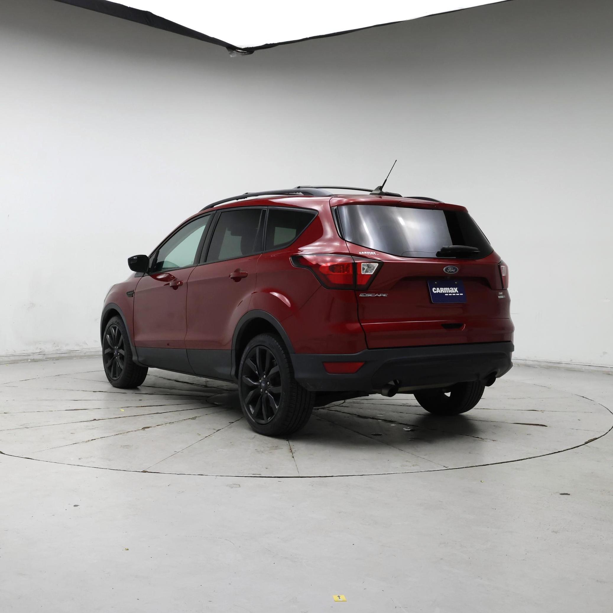 Thumbnail: 2019 Ford Escape - 2