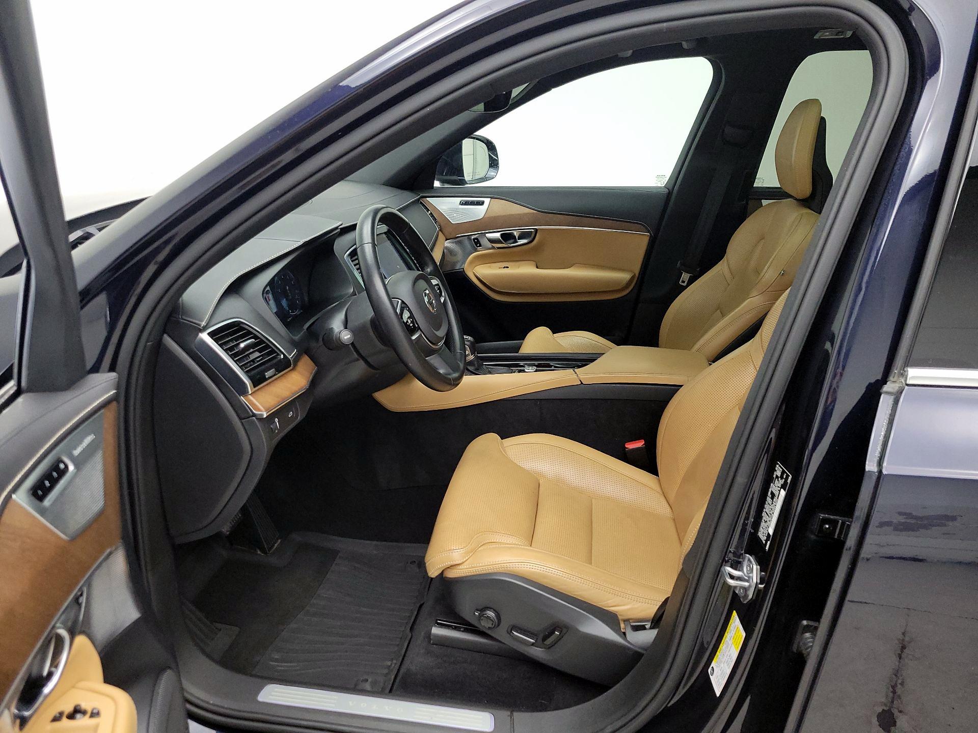 Thumbnail: 2017 Volvo XC90 - 11