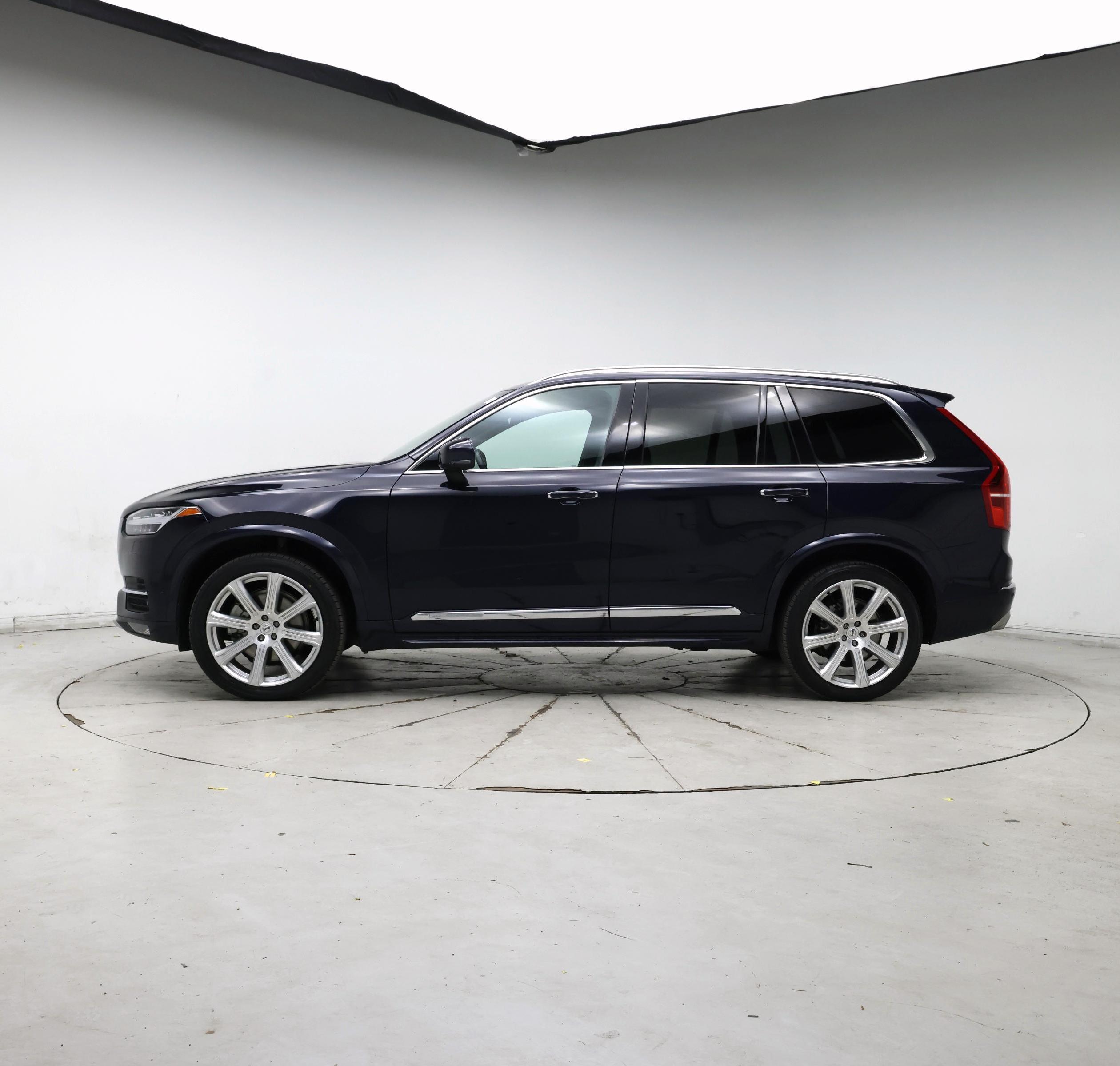 Thumbnail: 2017 Volvo XC90 - 3