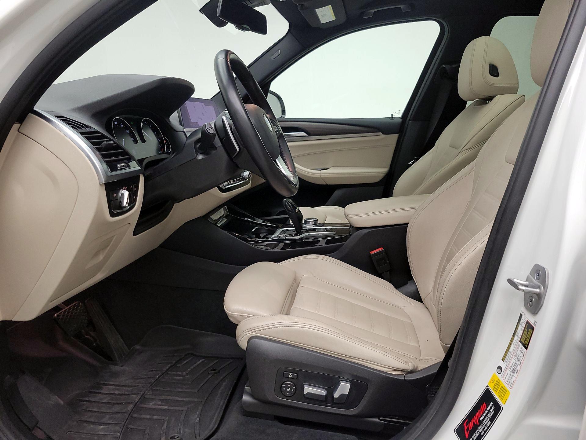 Thumbnail: 2021 BMW X3 - 11