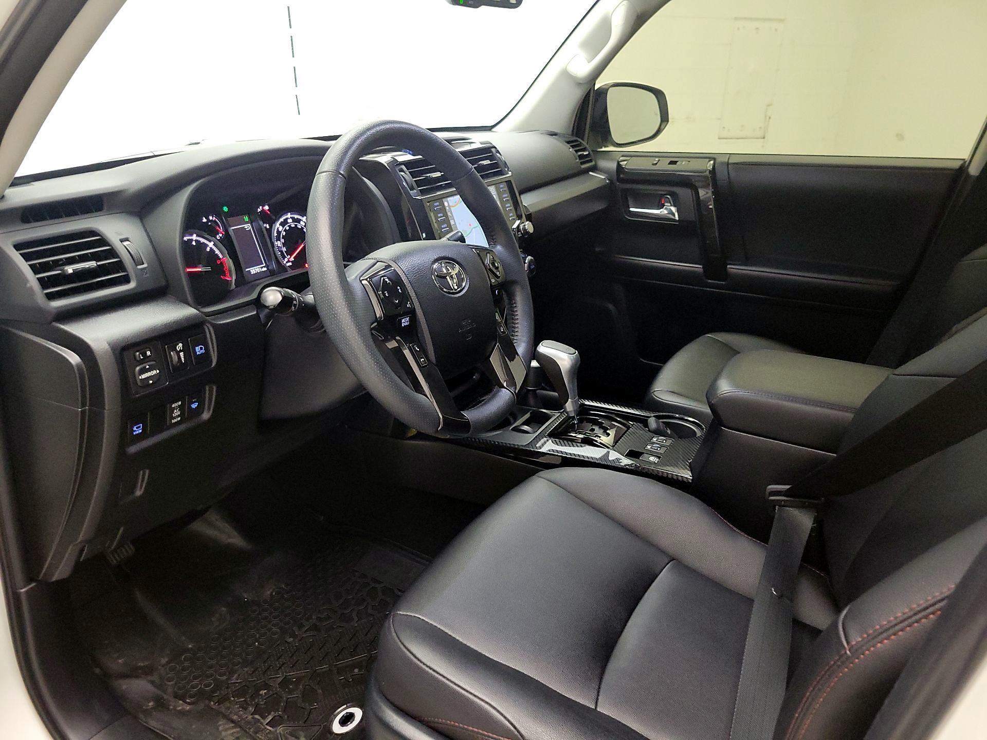 Thumbnail: 2022 Toyota 4Runner - 9