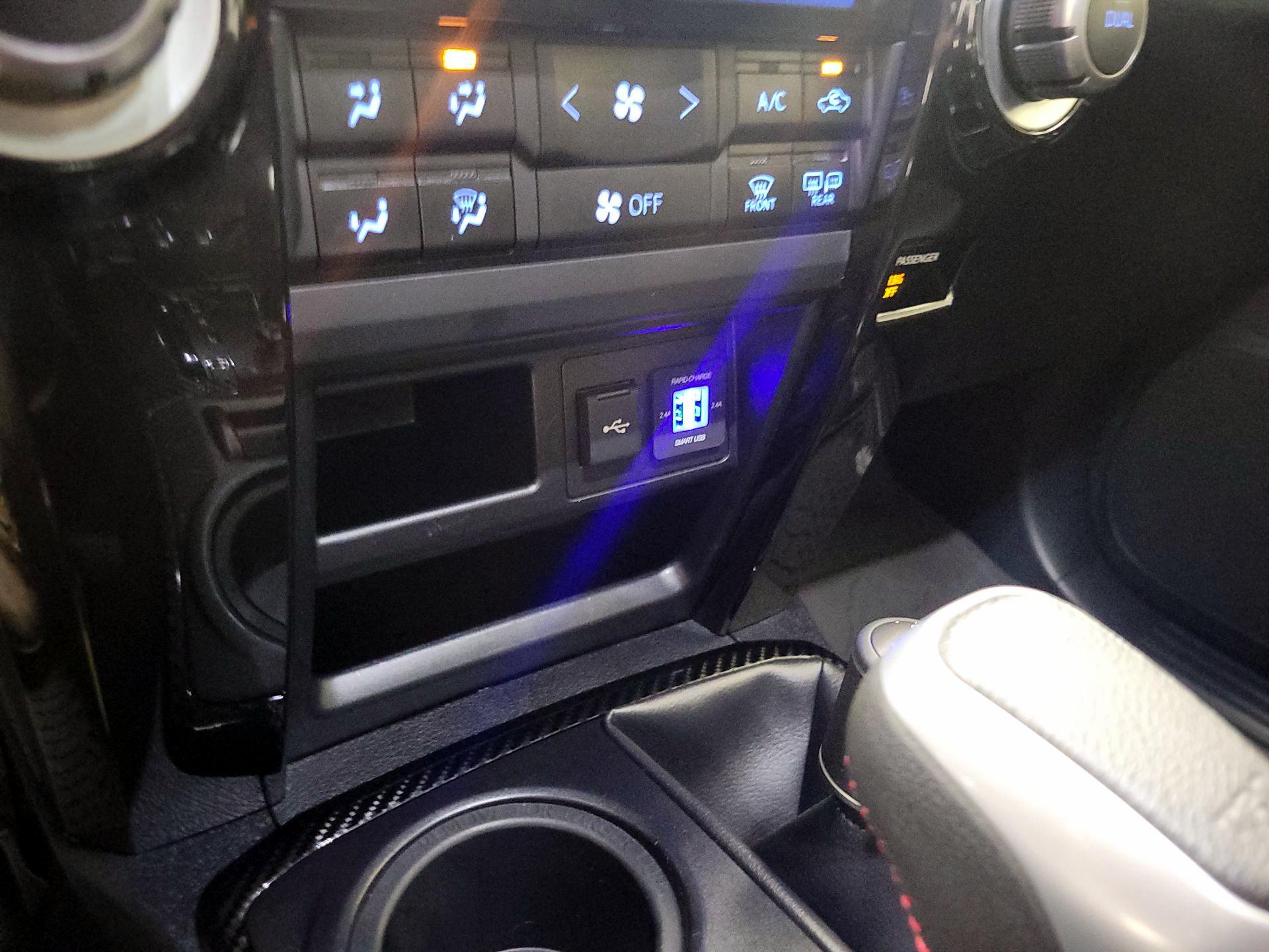 Thumbnail: 2022 Toyota 4Runner - 17