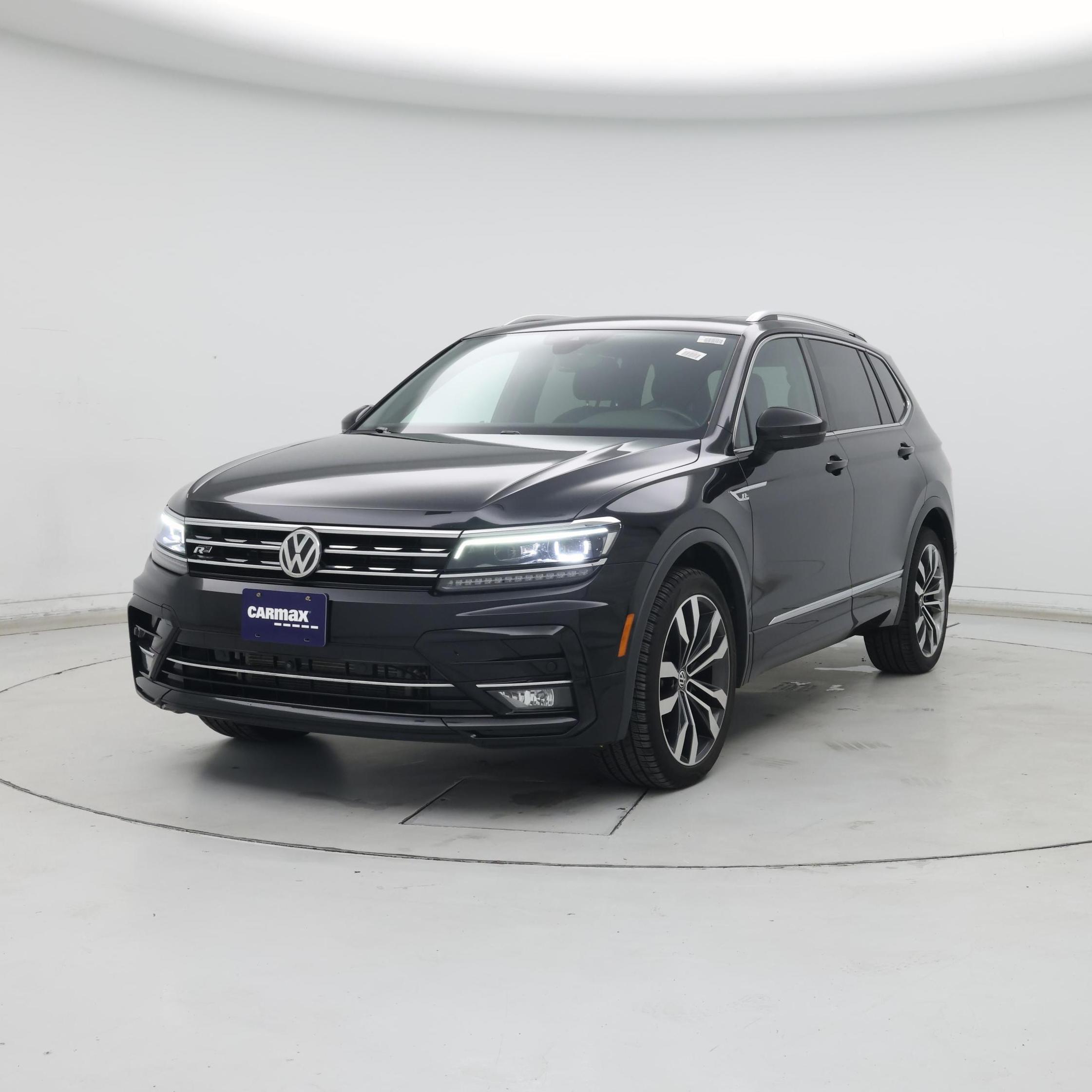 Thumbnail: 2019 Volkswagen Tiguan - 4