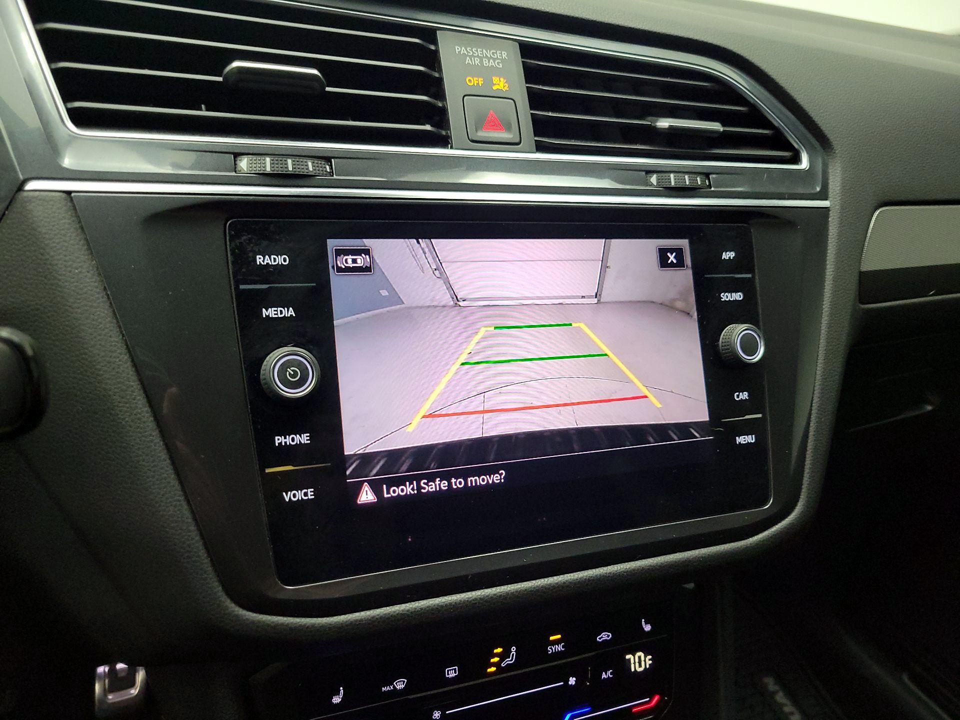 Thumbnail: 2023 Volkswagen Tiguan - 14