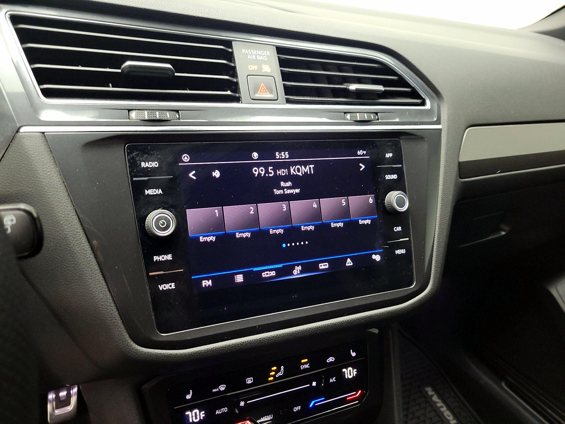 Thumbnail: 2023 Volkswagen Tiguan - 15