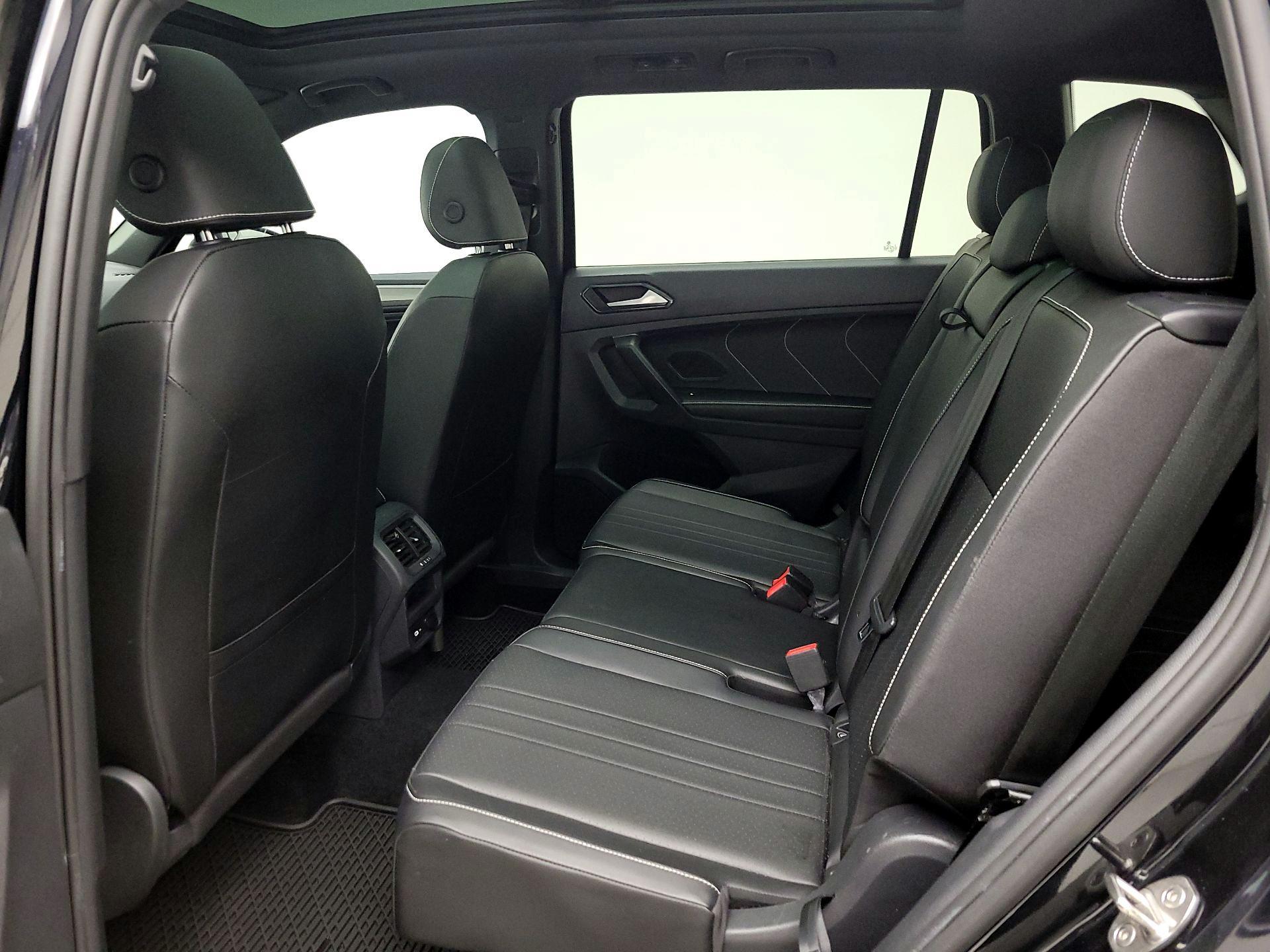 Thumbnail: 2023 Volkswagen Tiguan - 20