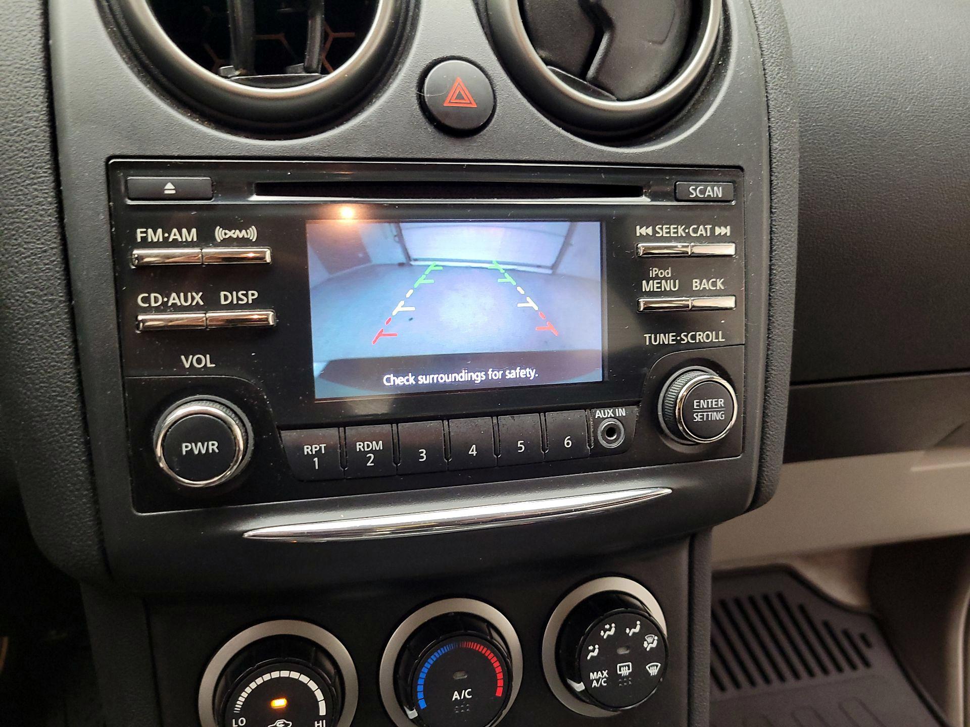 Thumbnail: 2014 Nissan Rogue - 14