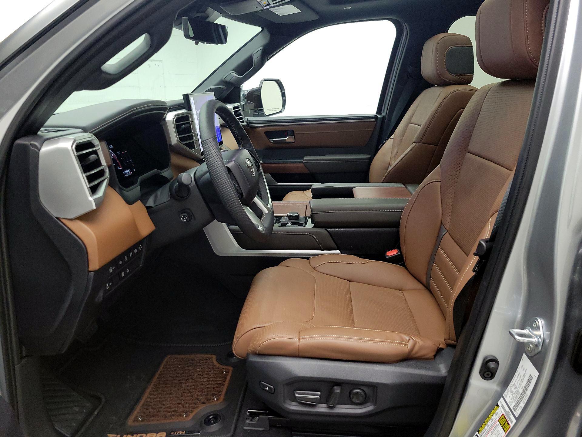 Thumbnail: 2025 Toyota Tundra - 9