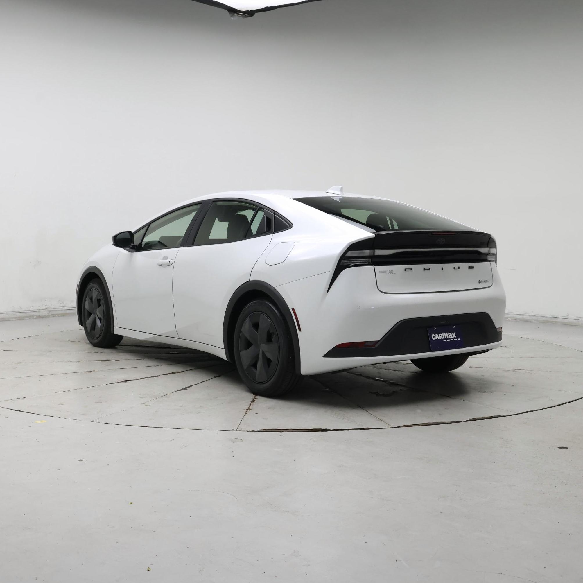 Thumbnail: 2025 Toyota Prius - 2