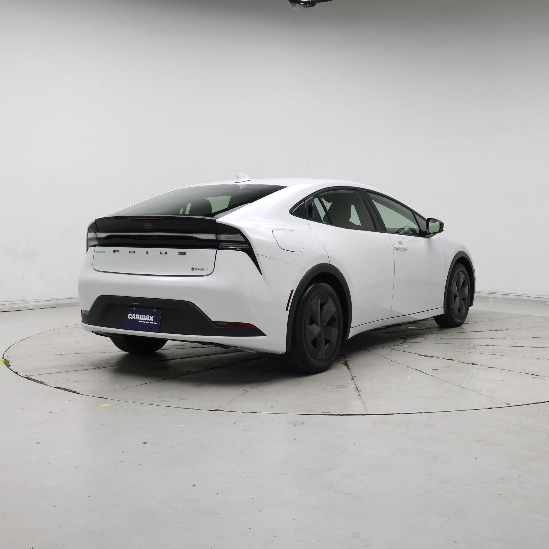 Thumbnail: 2025 Toyota Prius - 8