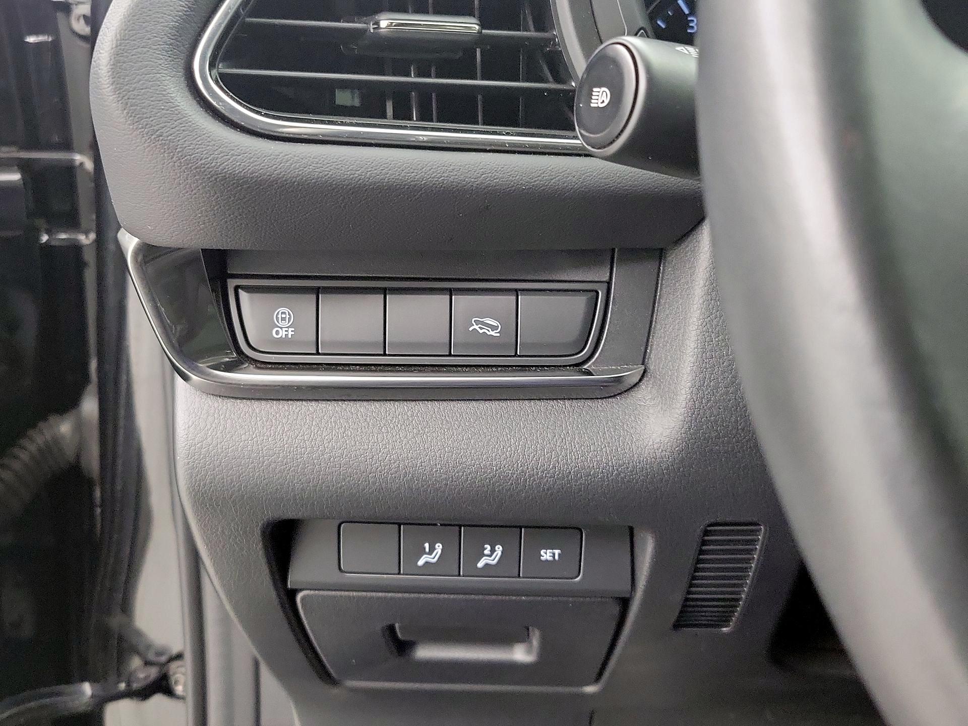 Thumbnail: 2023 Mazda CX-30 - 13