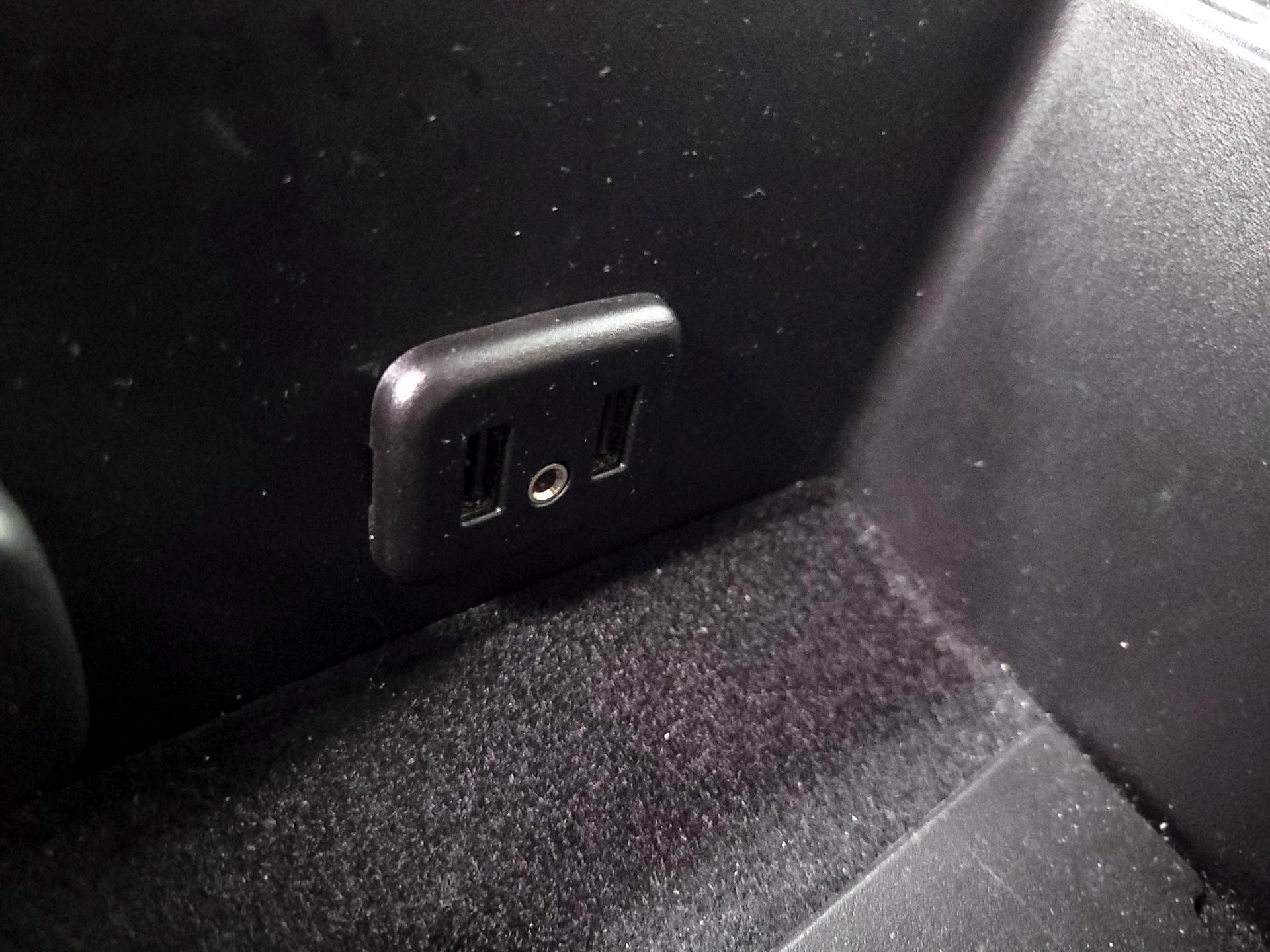 Thumbnail: 2017 Chevrolet Silverado 1500 - 19