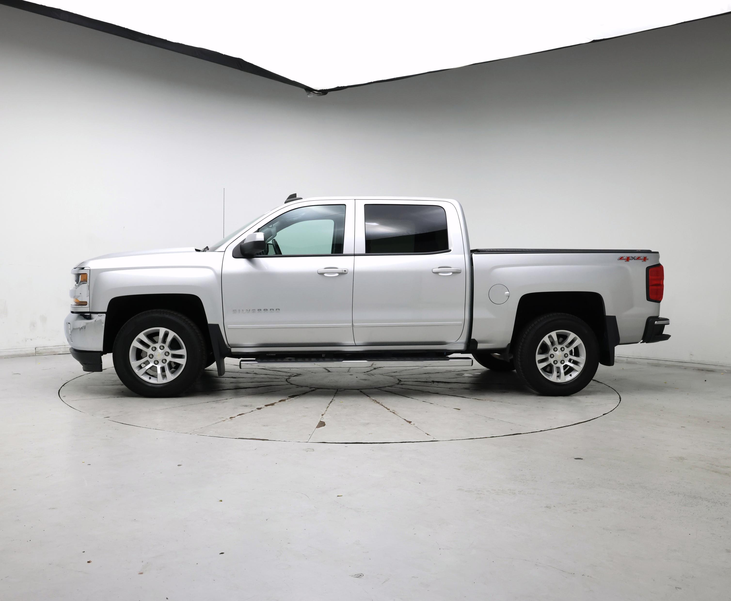 Thumbnail: 2017 Chevrolet Silverado 1500 - 3