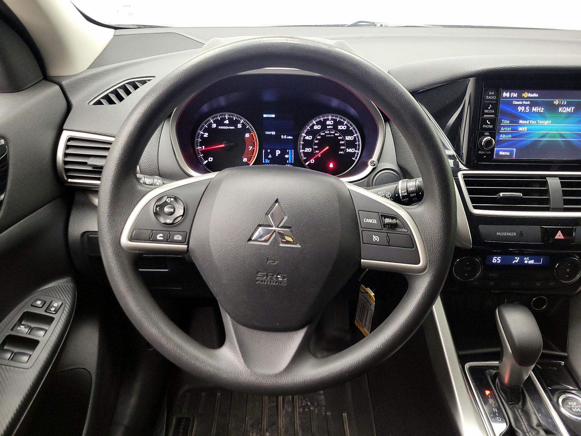 Thumbnail: 2019 Mitsubishi Eclipse Cross - 10