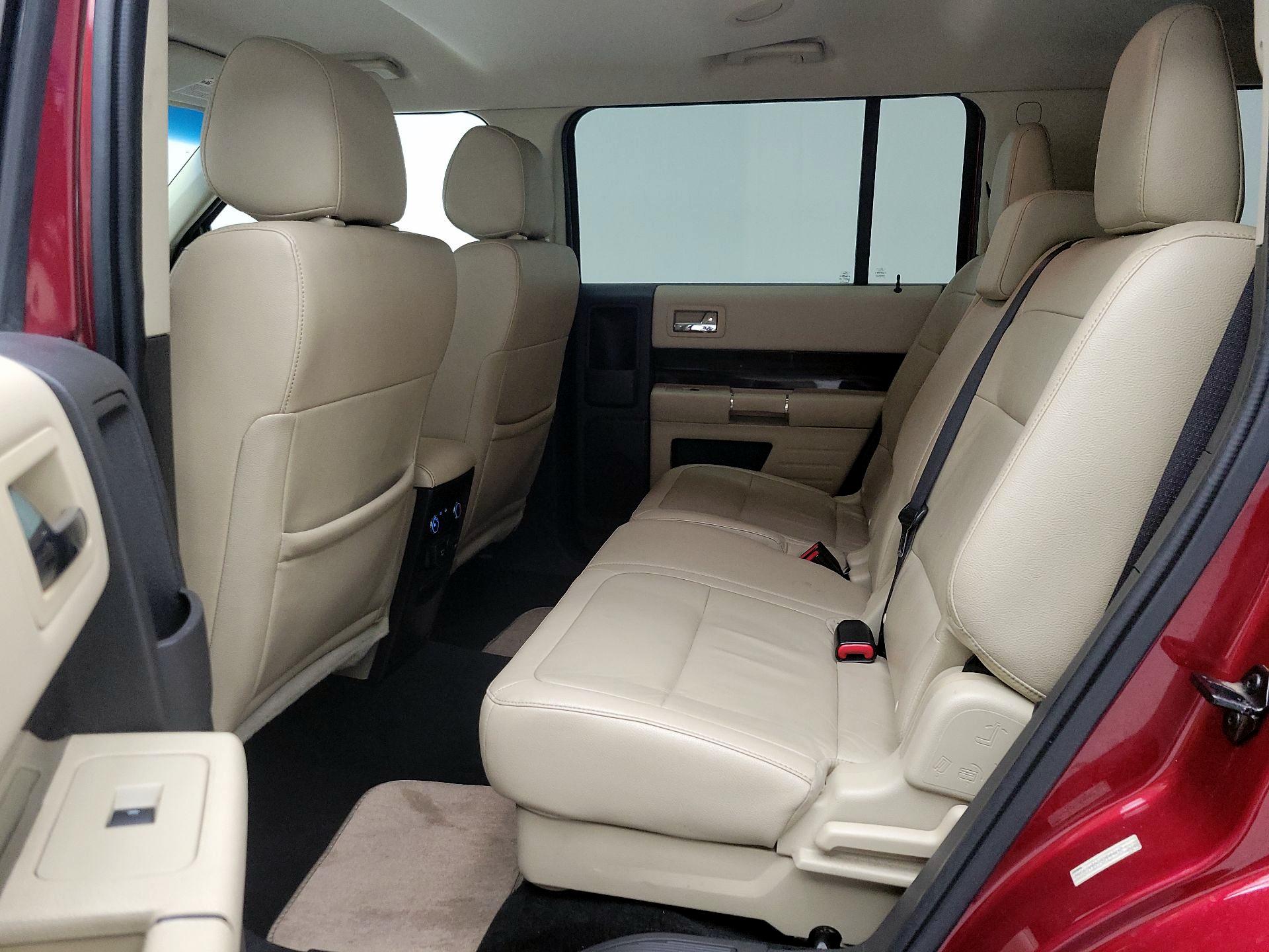 Thumbnail: 2016 Ford Flex - 19