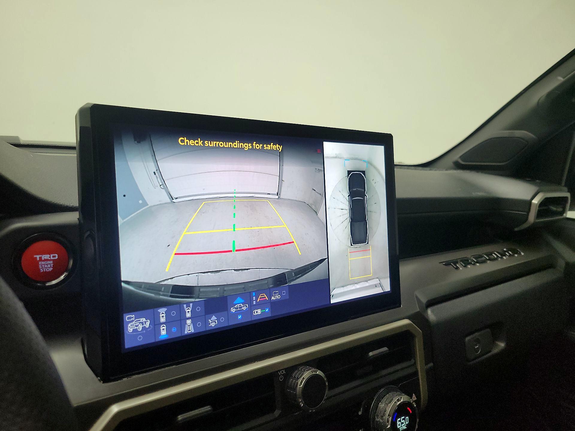 Thumbnail: 2024 Toyota Tacoma - 15