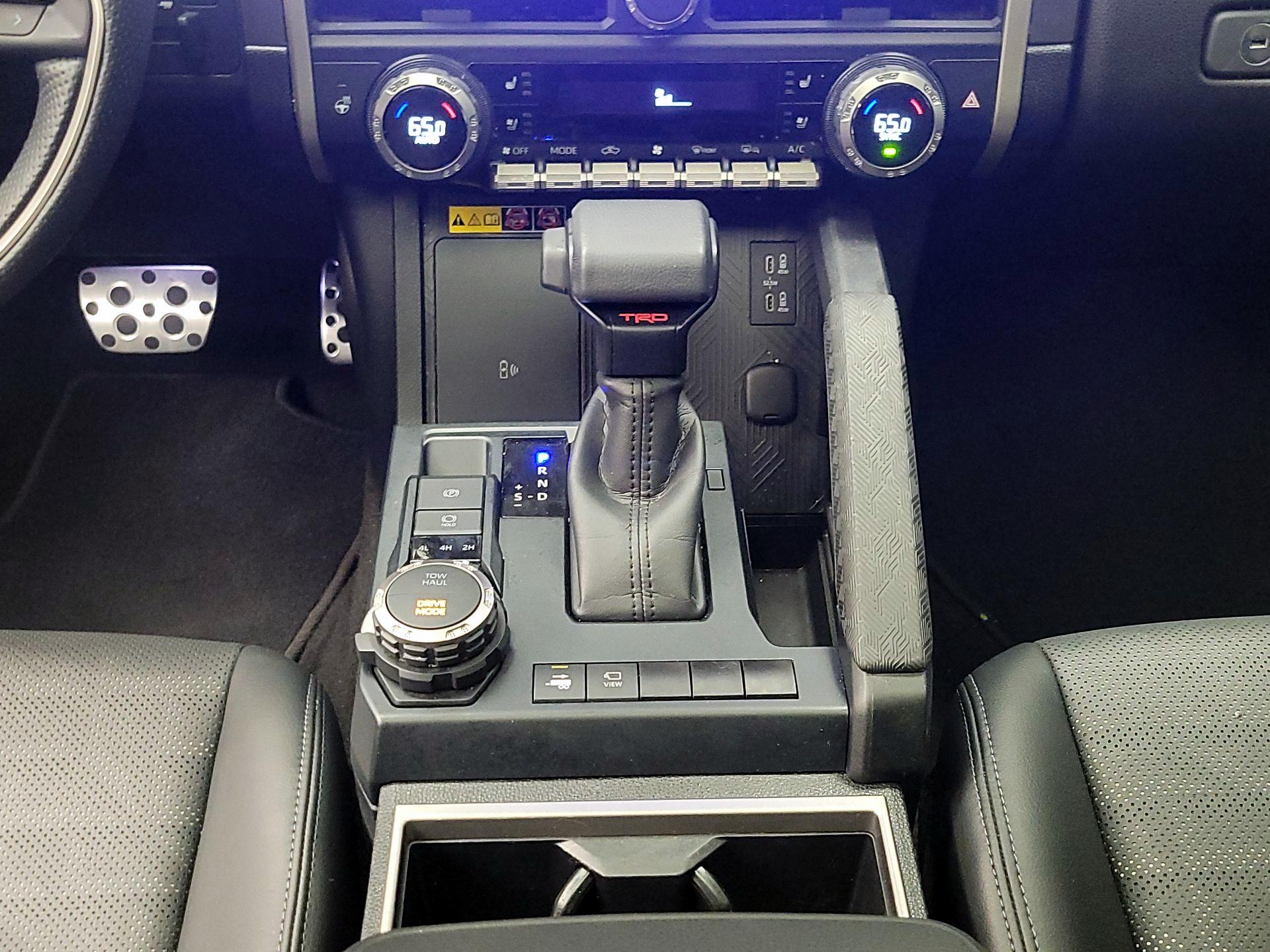 Thumbnail: 2024 Toyota Tacoma - 18