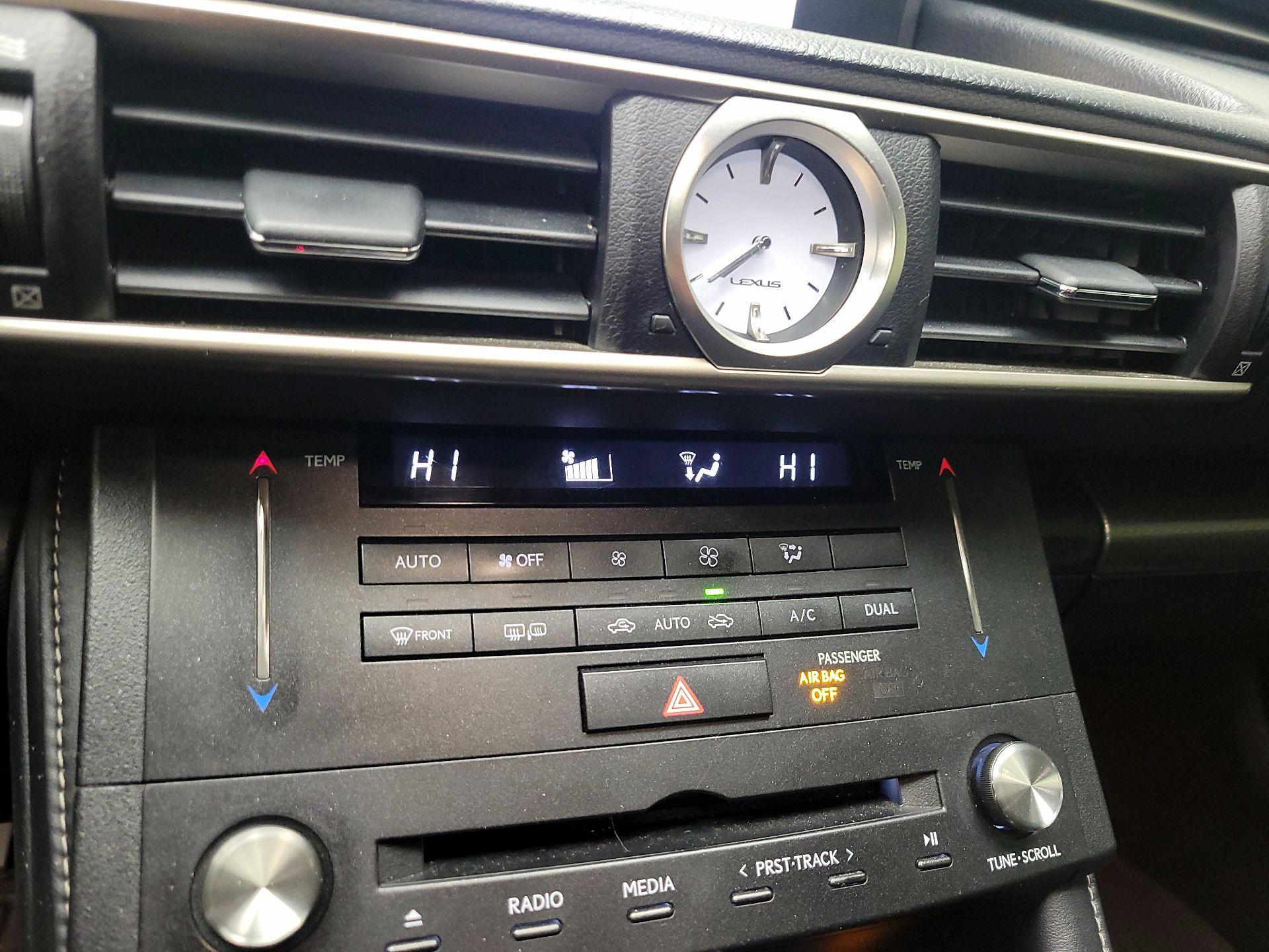 Thumbnail: 2015 Lexus RC - 17