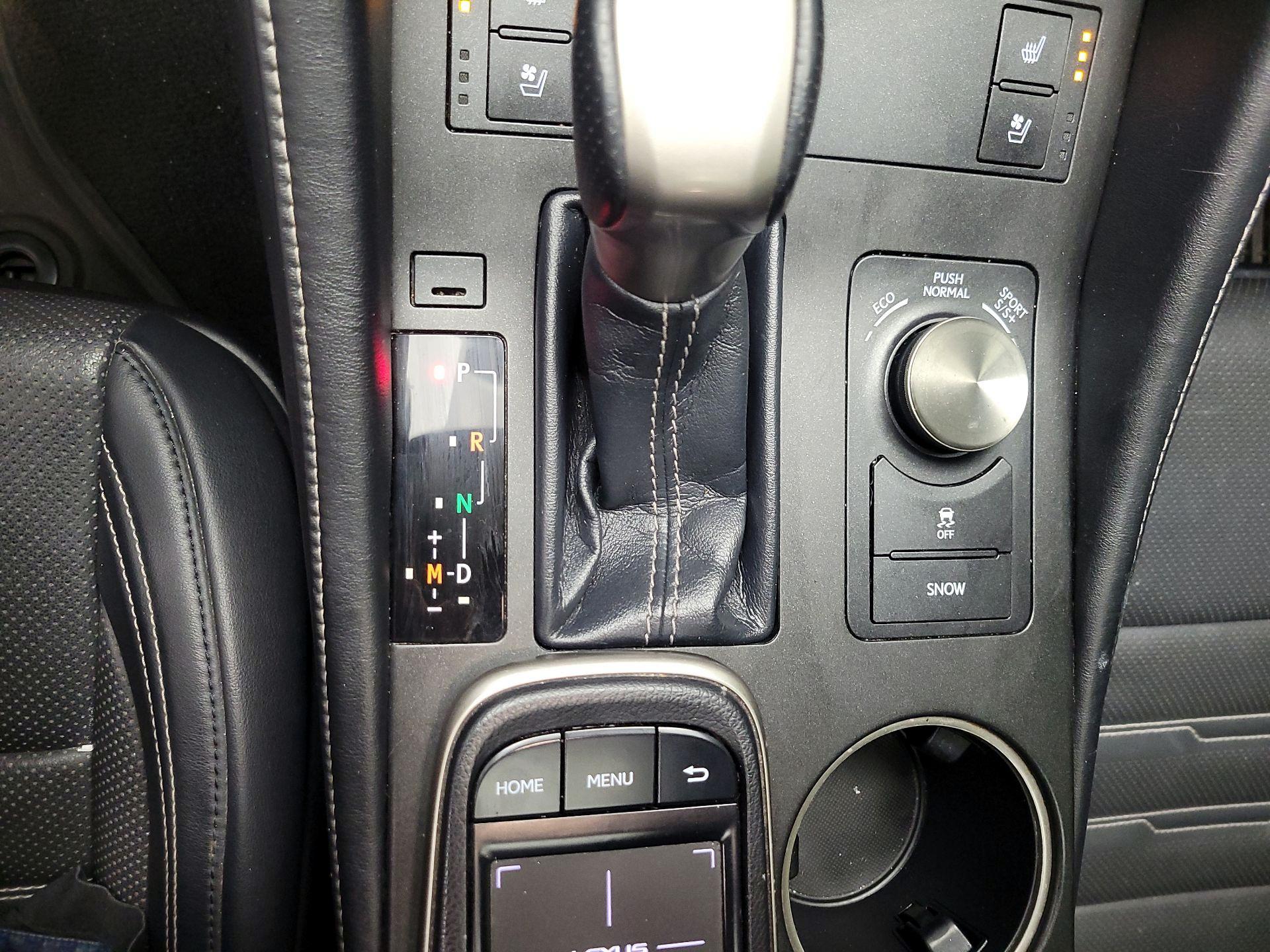 Thumbnail: 2015 Lexus RC - 18