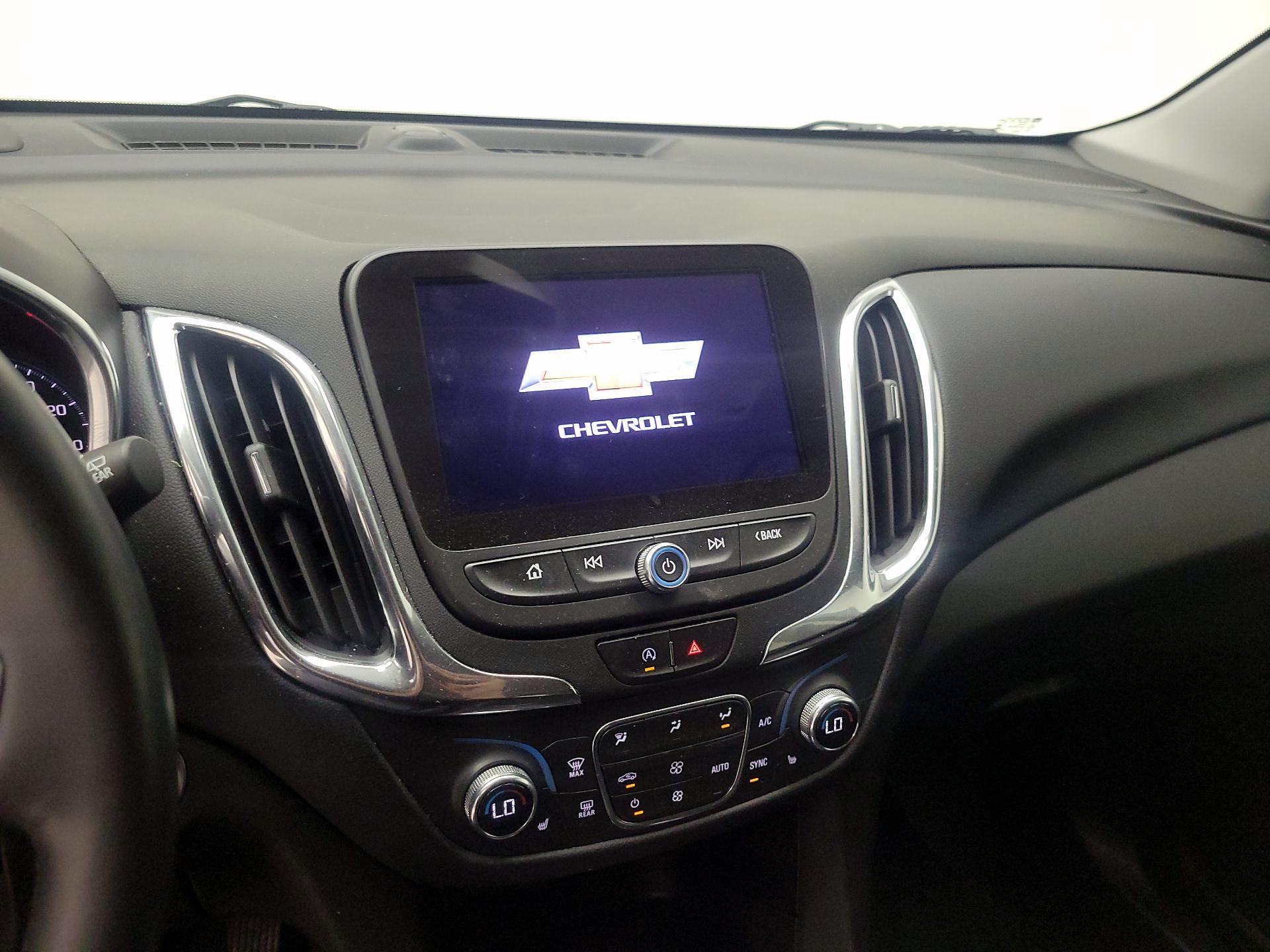 Thumbnail: 2022 Chevrolet Equinox - 16