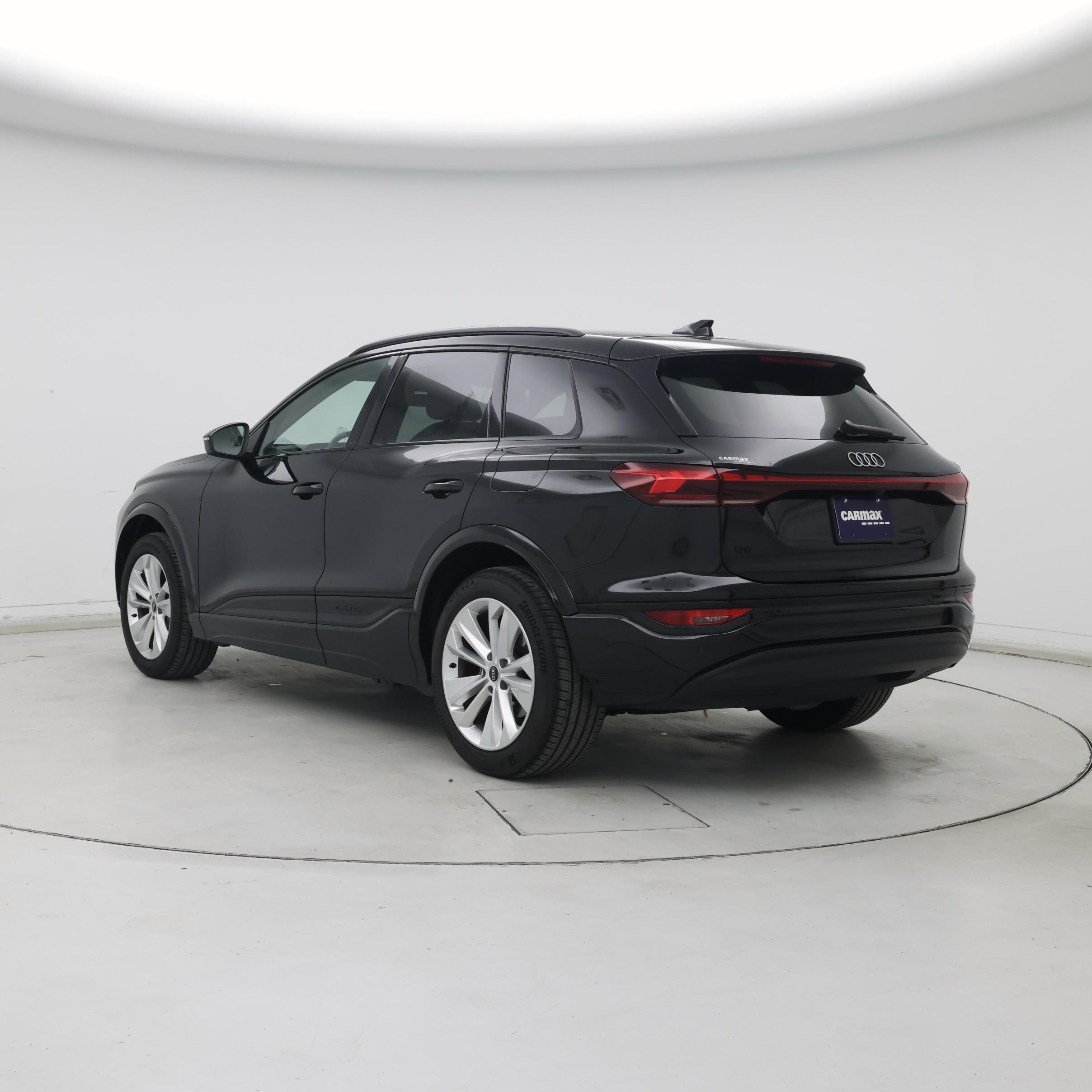 Thumbnail: 2025 Audi Q6 e-tron - 2