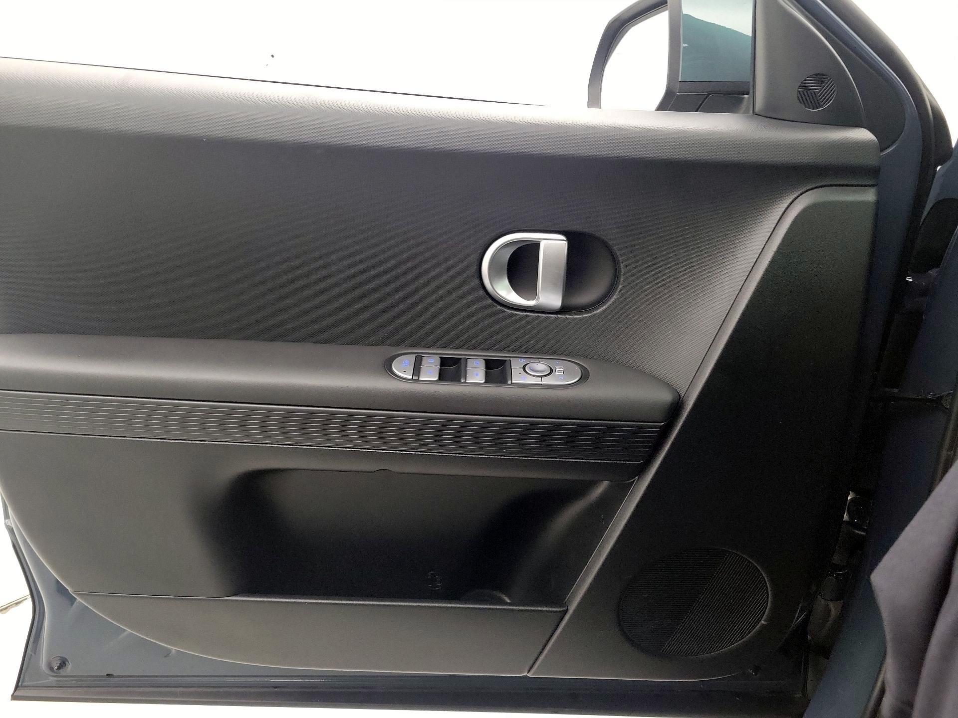 Thumbnail: 2024 Hyundai Ioniq 5 - 12