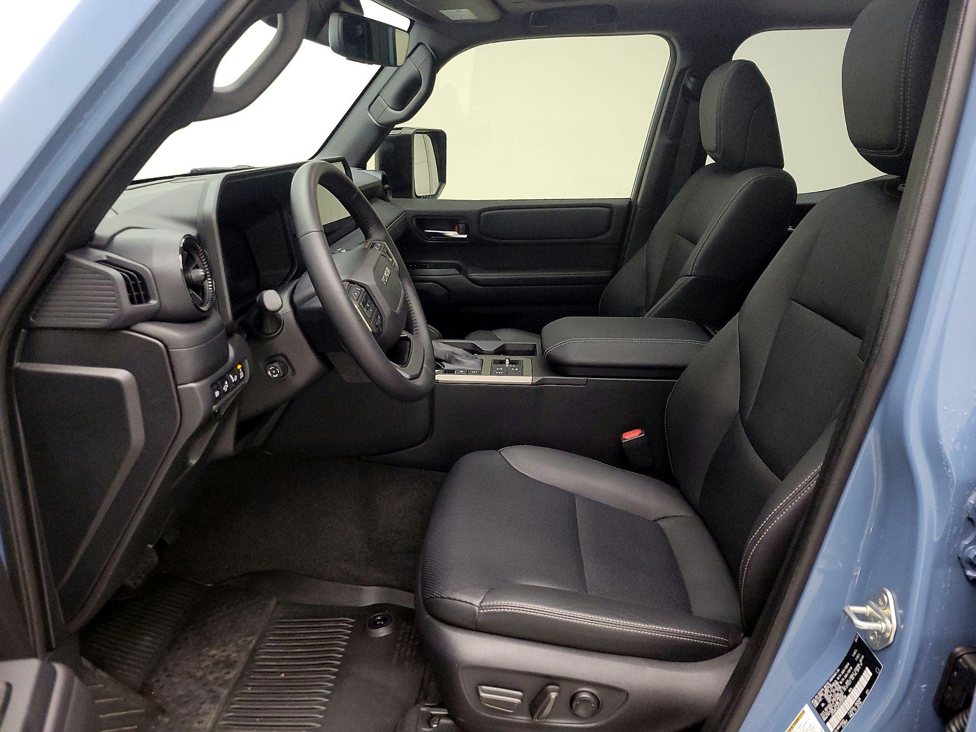 Thumbnail: 2025 Toyota Land Cruiser - 11