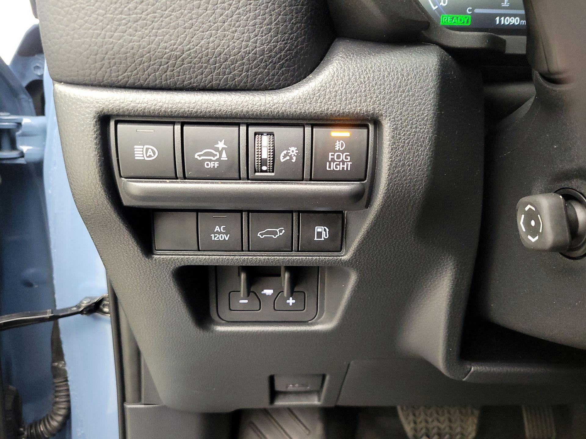 Thumbnail: 2025 Toyota Land Cruiser - 13