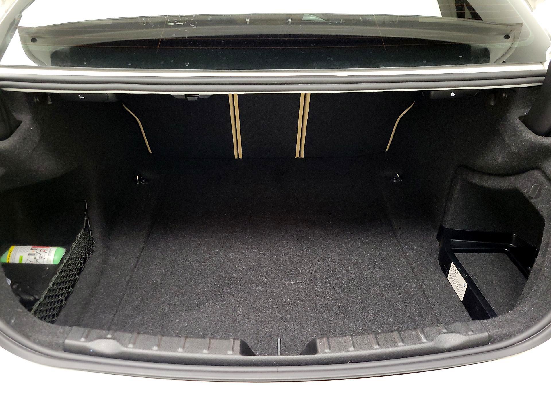 Thumbnail: 2018 BMW 3 Series - 19