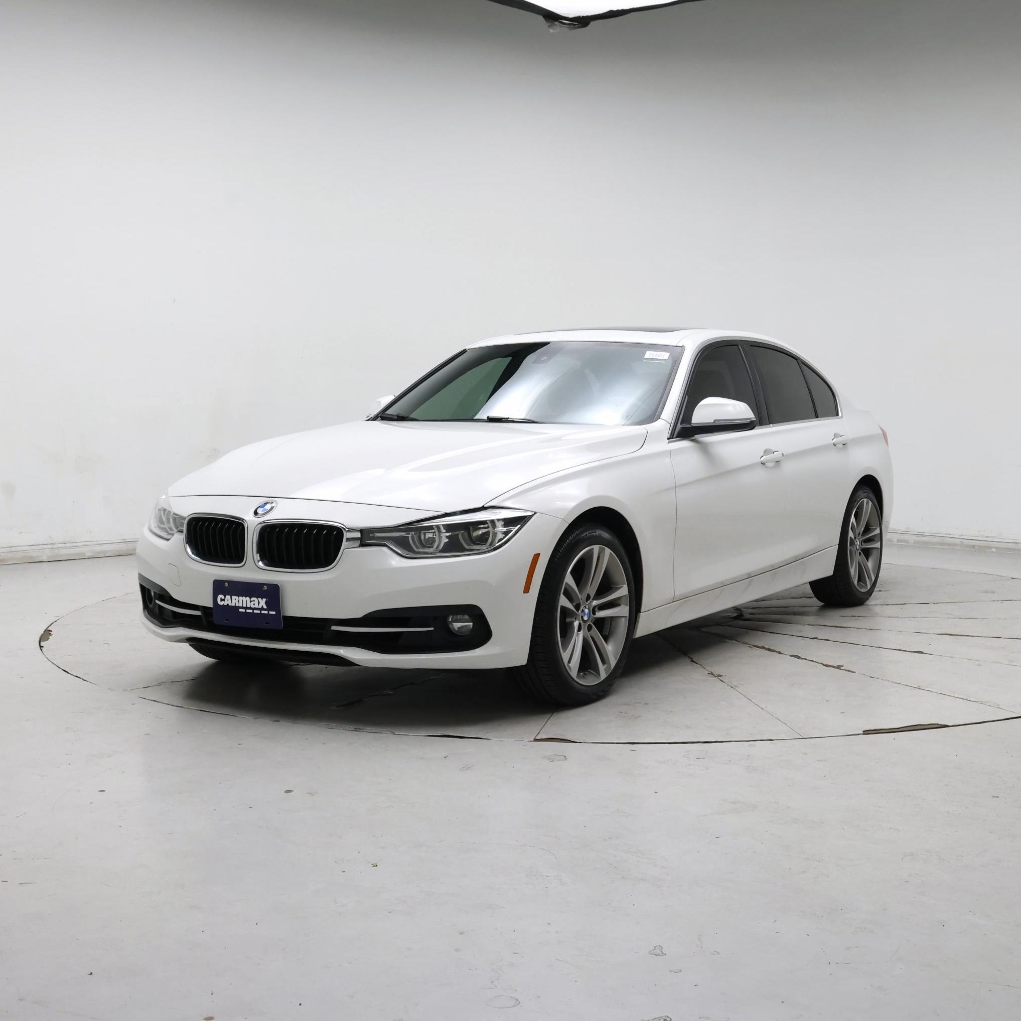 Thumbnail: 2018 BMW 3 Series - 4