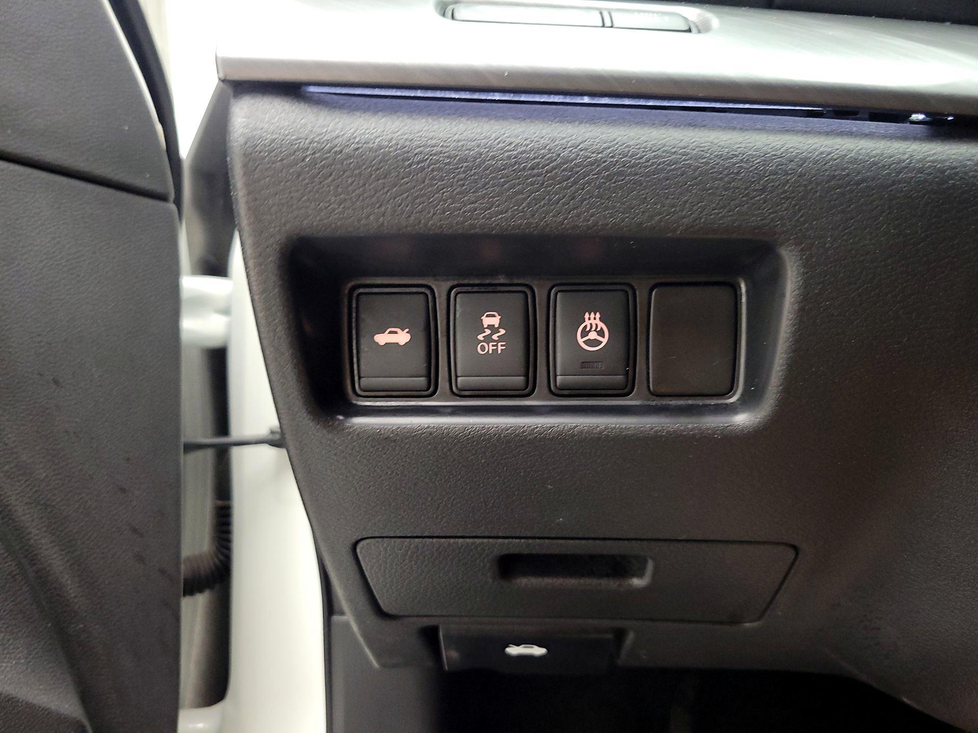 Thumbnail: 2018 Nissan Maxima - 13