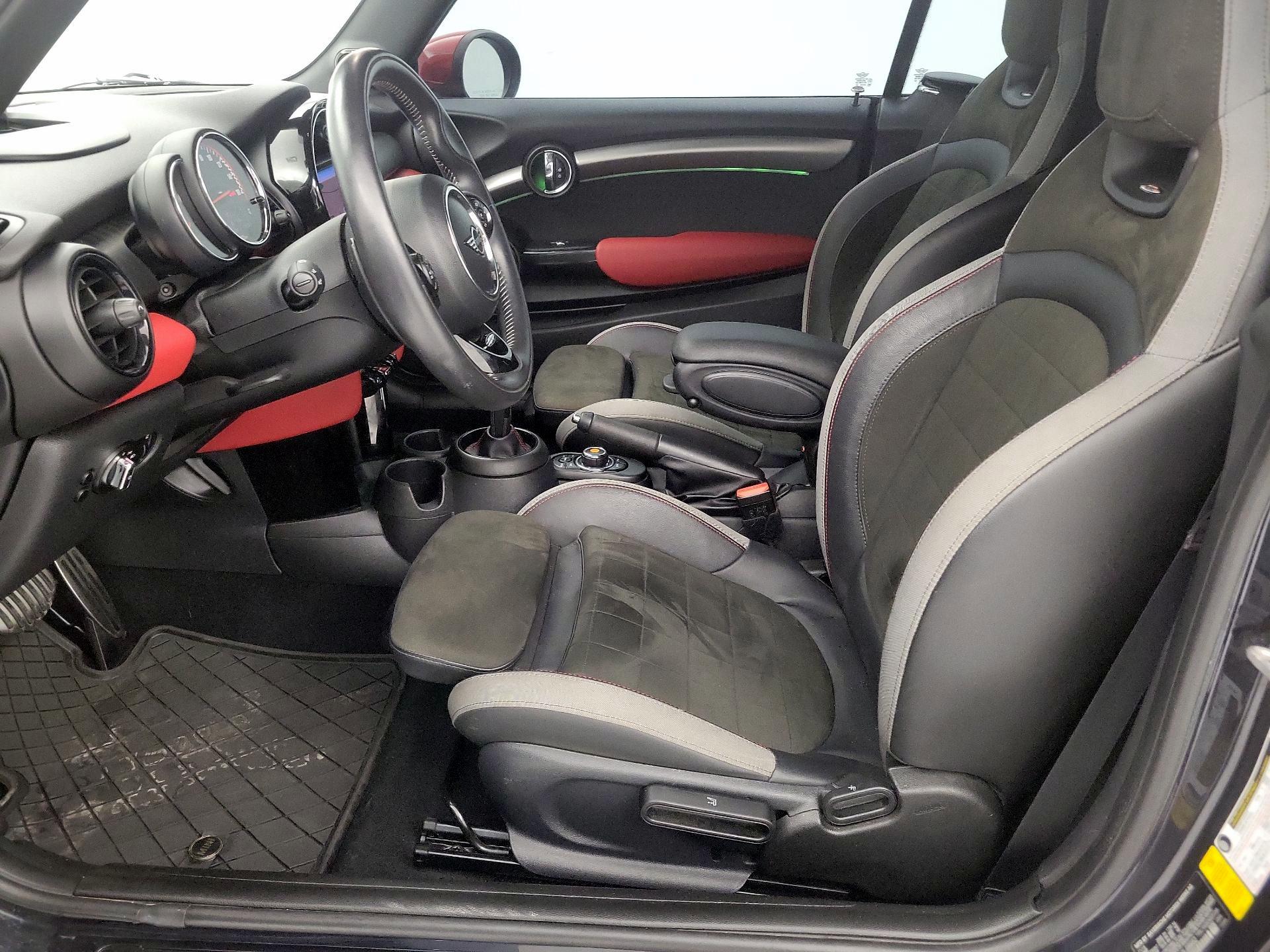 Thumbnail: 2020 MINI Cooper - 11