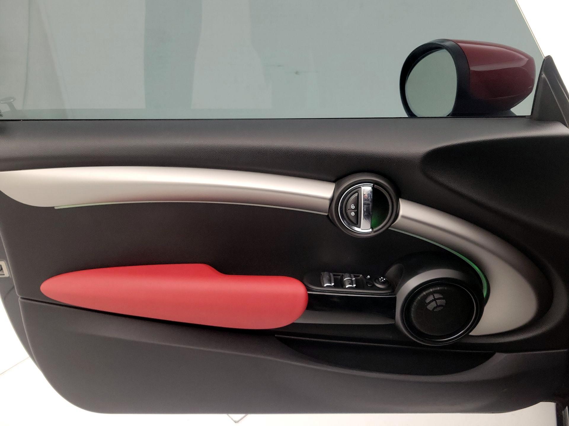 Thumbnail: 2020 MINI Cooper - 12