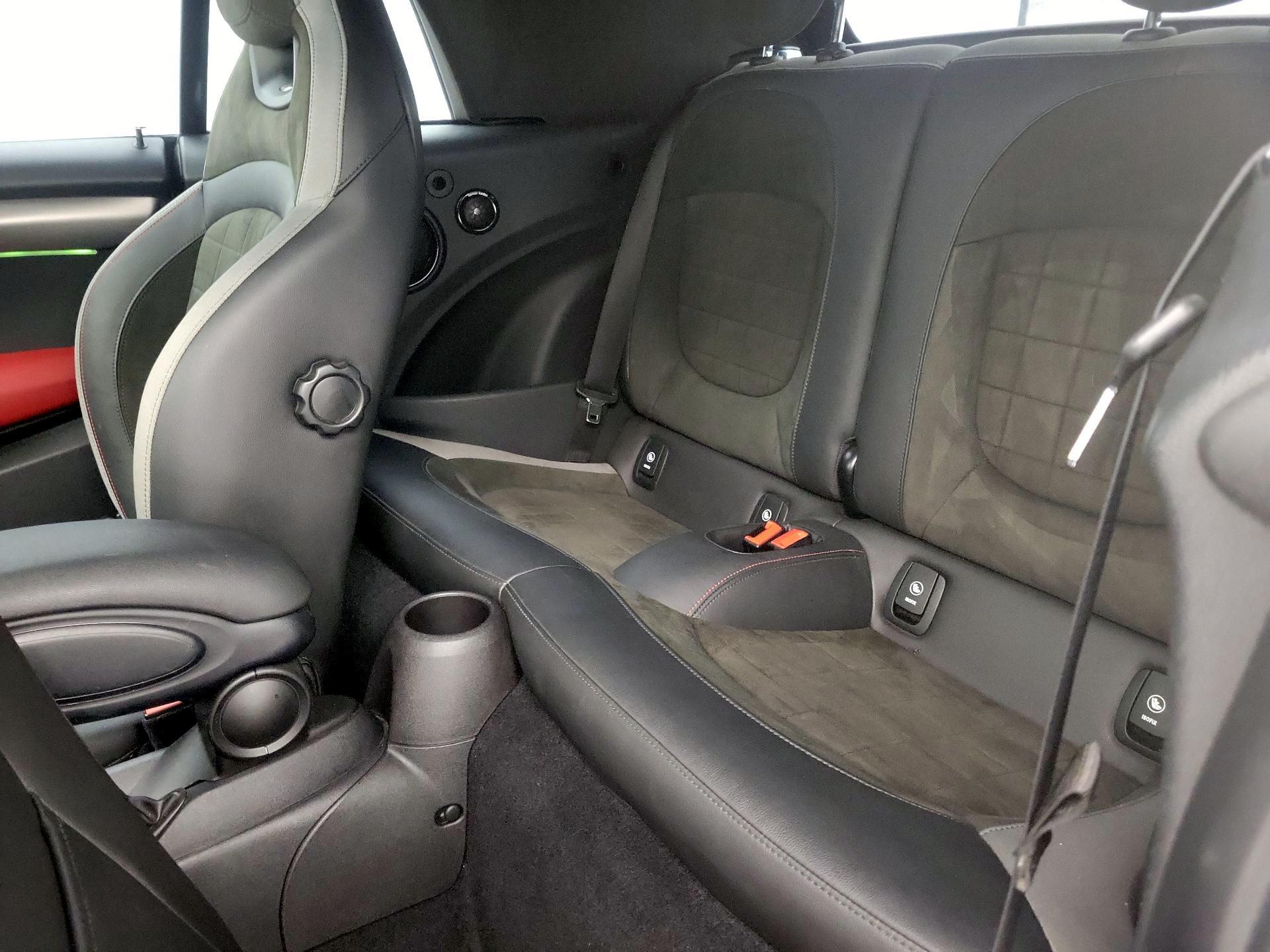 Thumbnail: 2020 MINI Cooper - 20